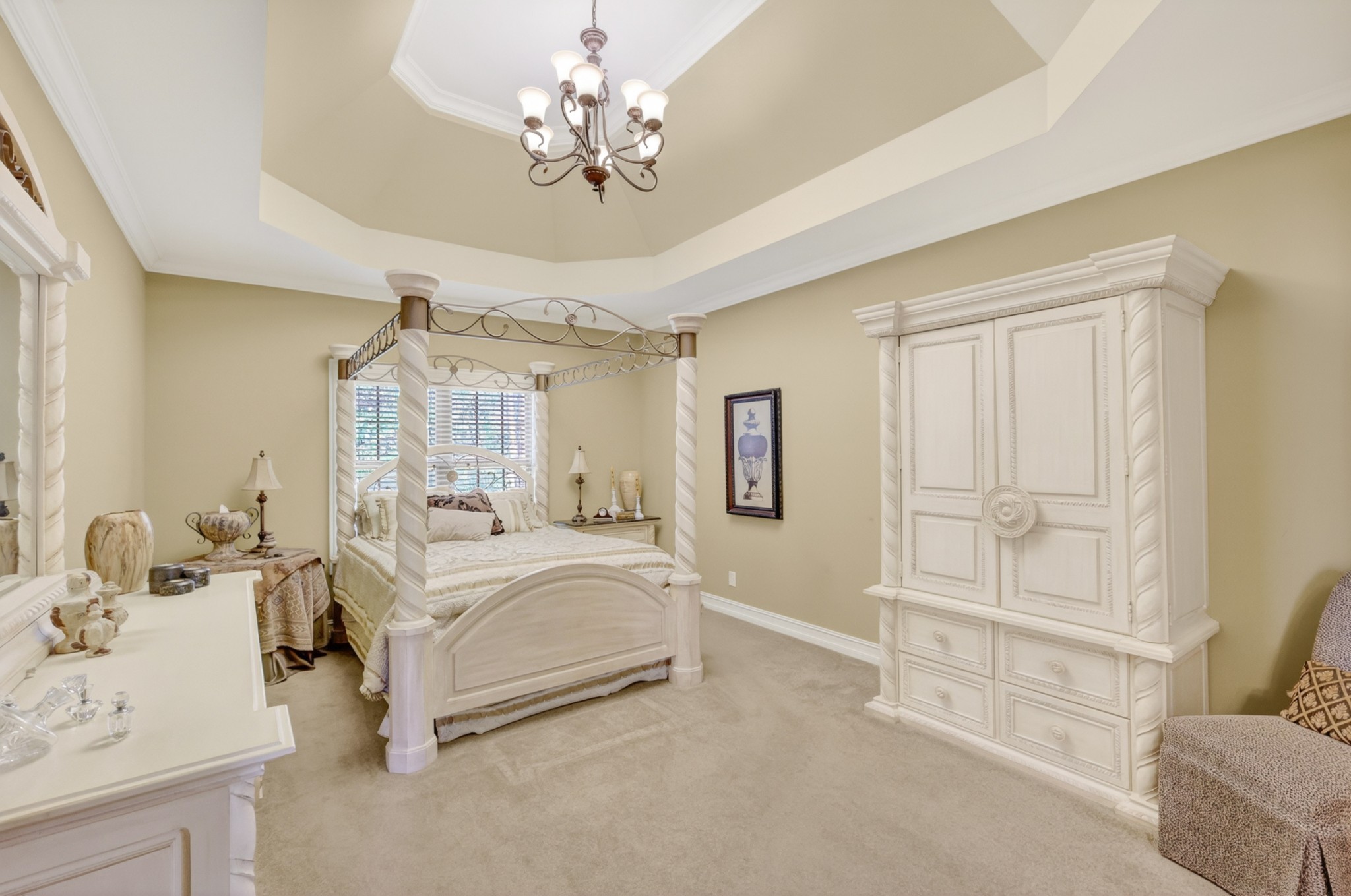 111 Peters Ct