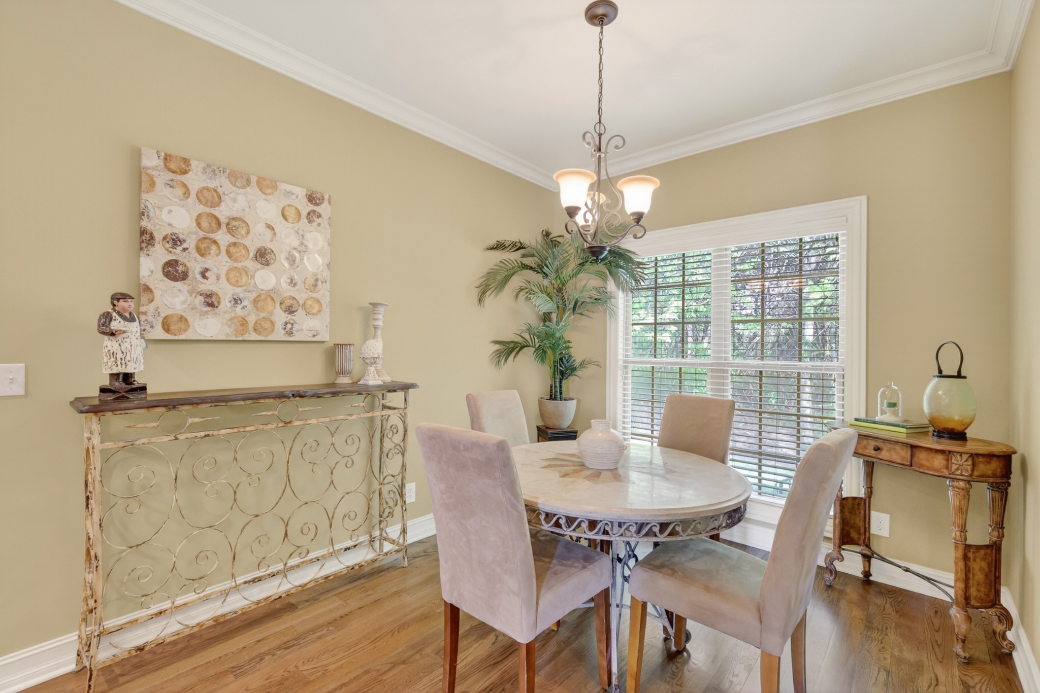 111 Peters Ct