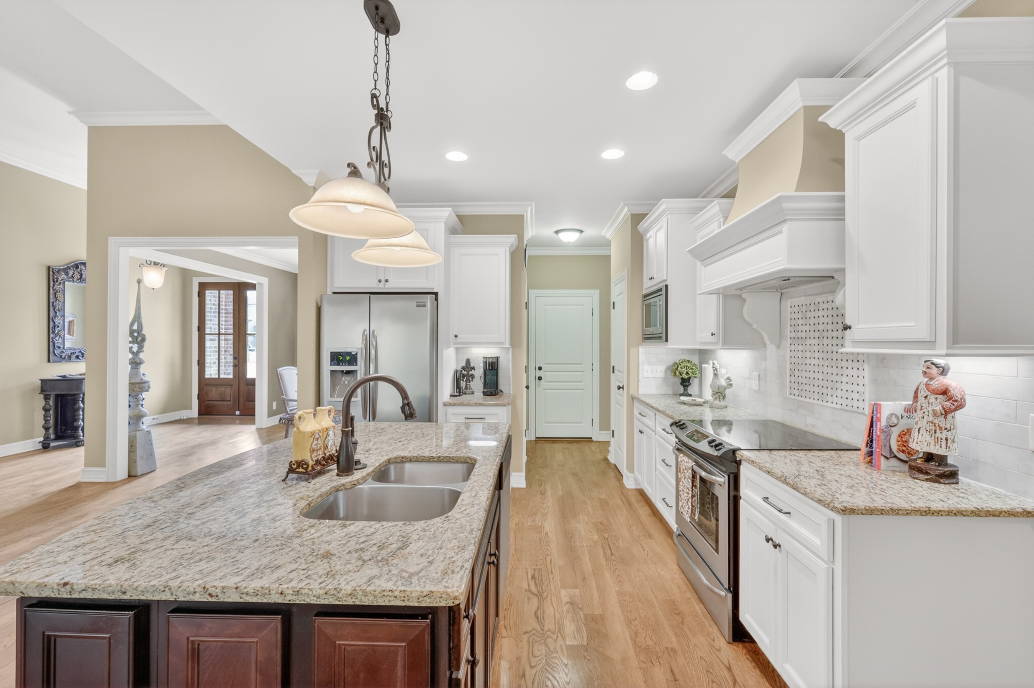 111 Peters Ct