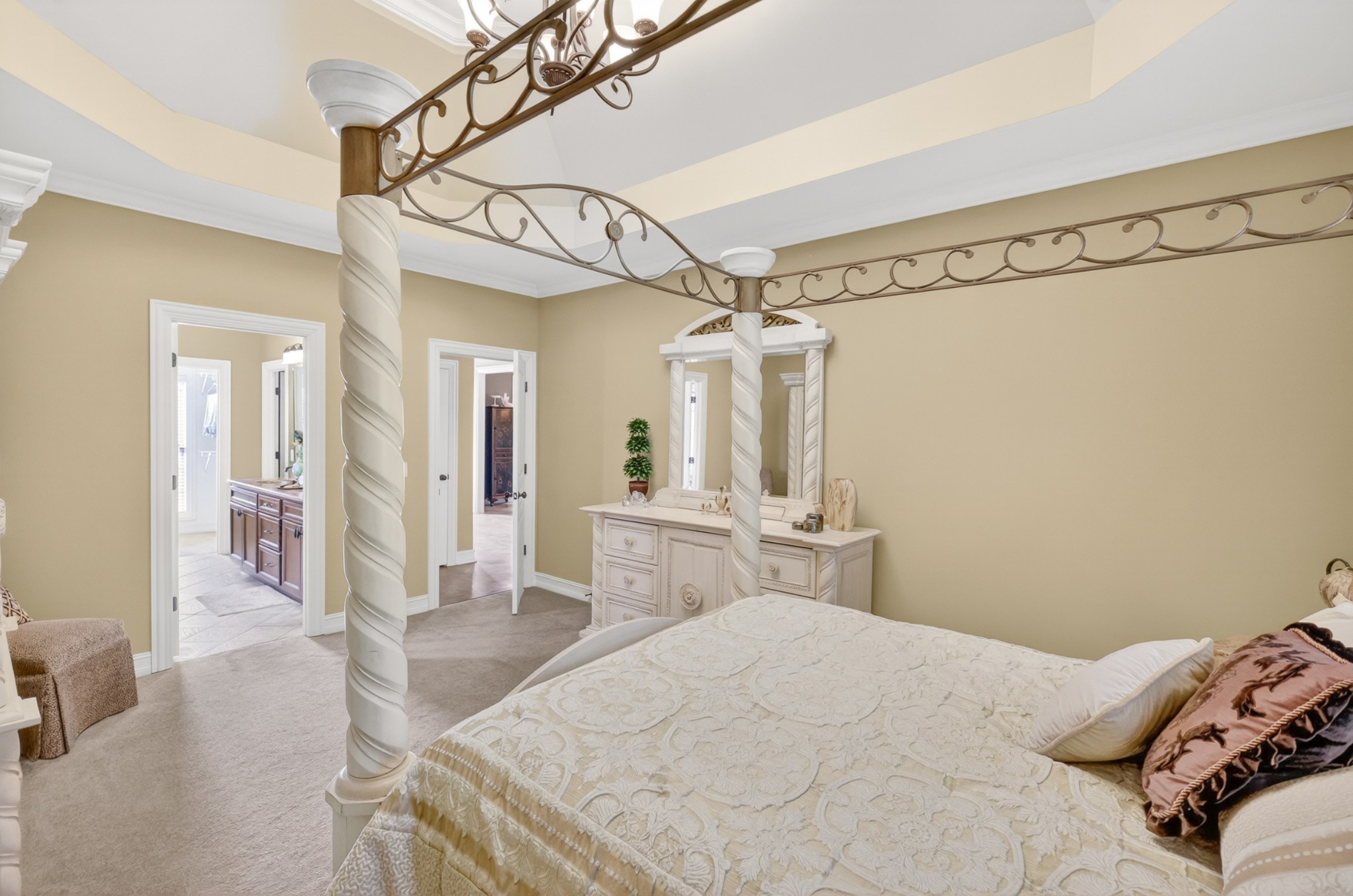 111 Peters Ct