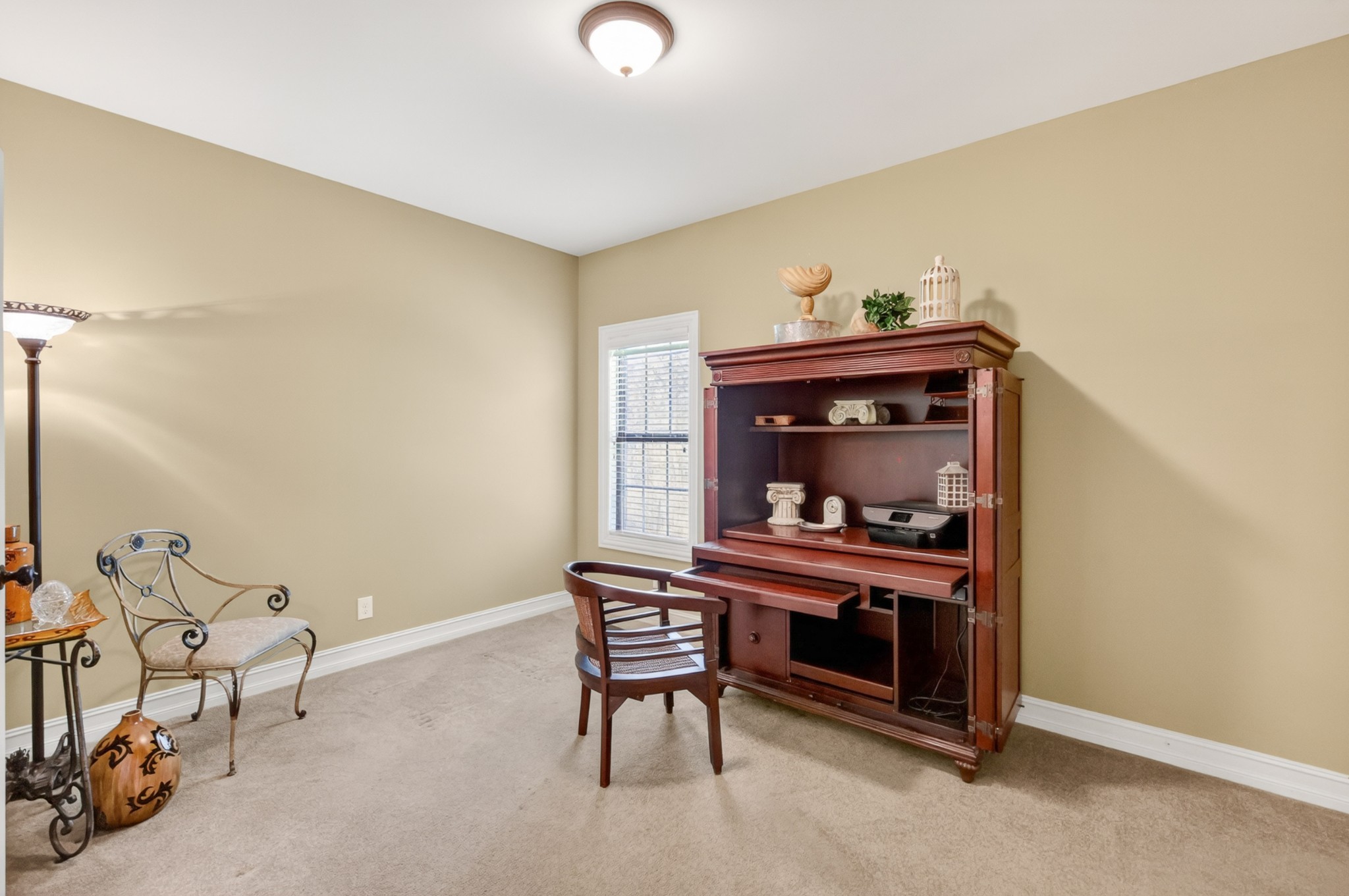 111 Peters Ct