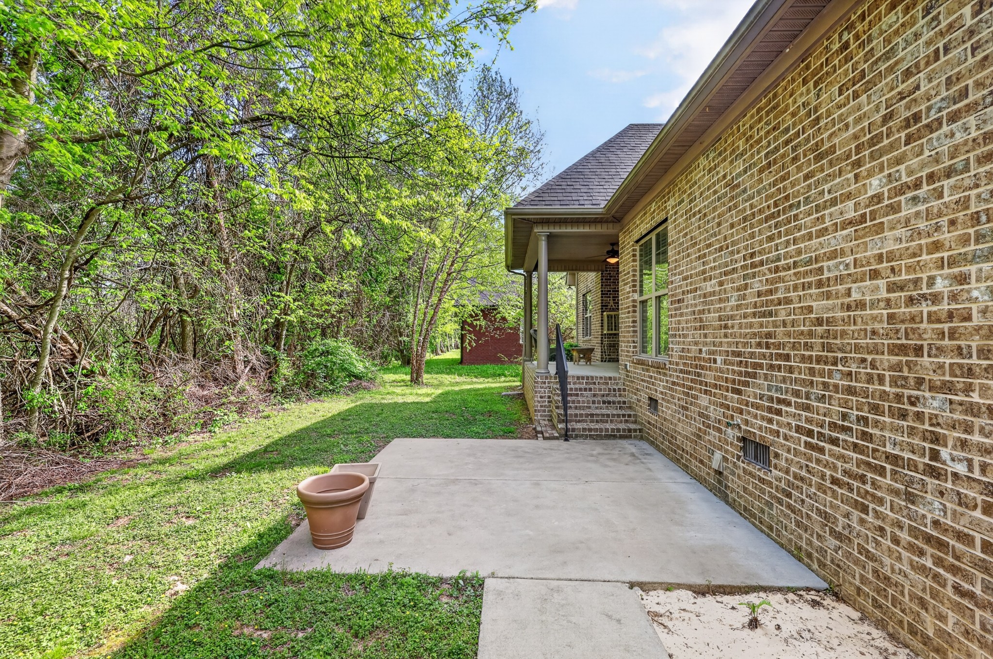 111 Peters Ct