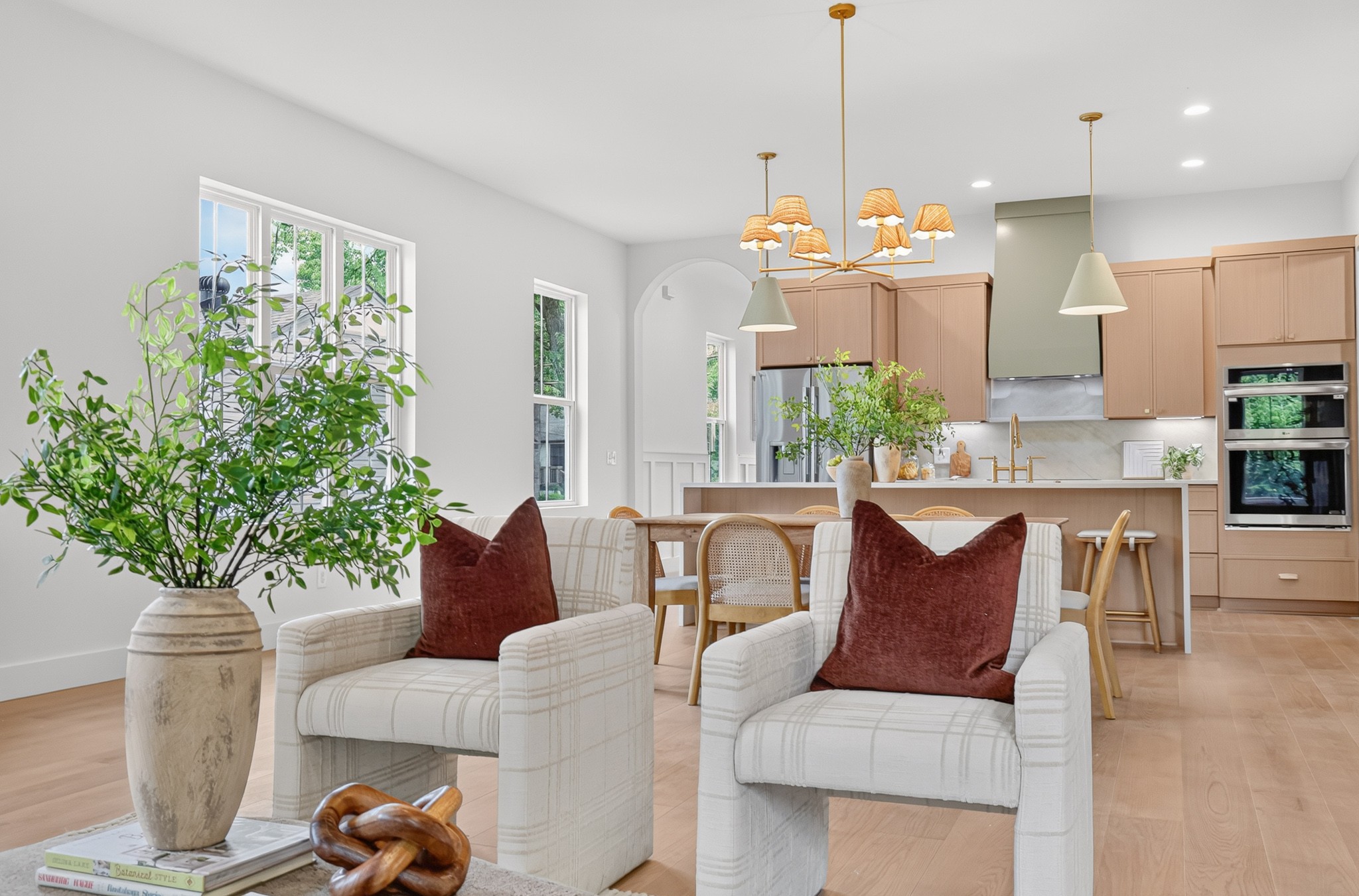 60B Creighton Ave Unit: B