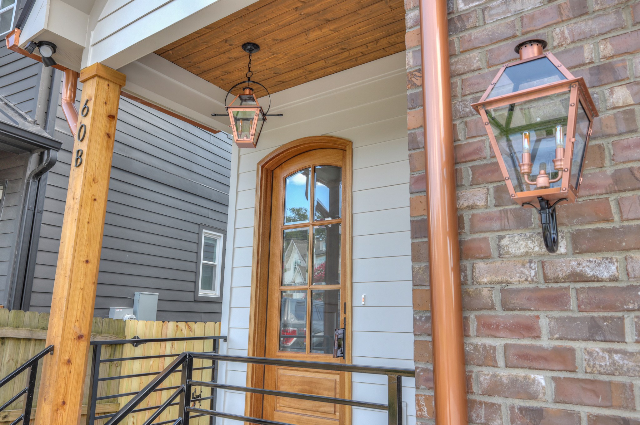 60B Creighton Ave Unit: B