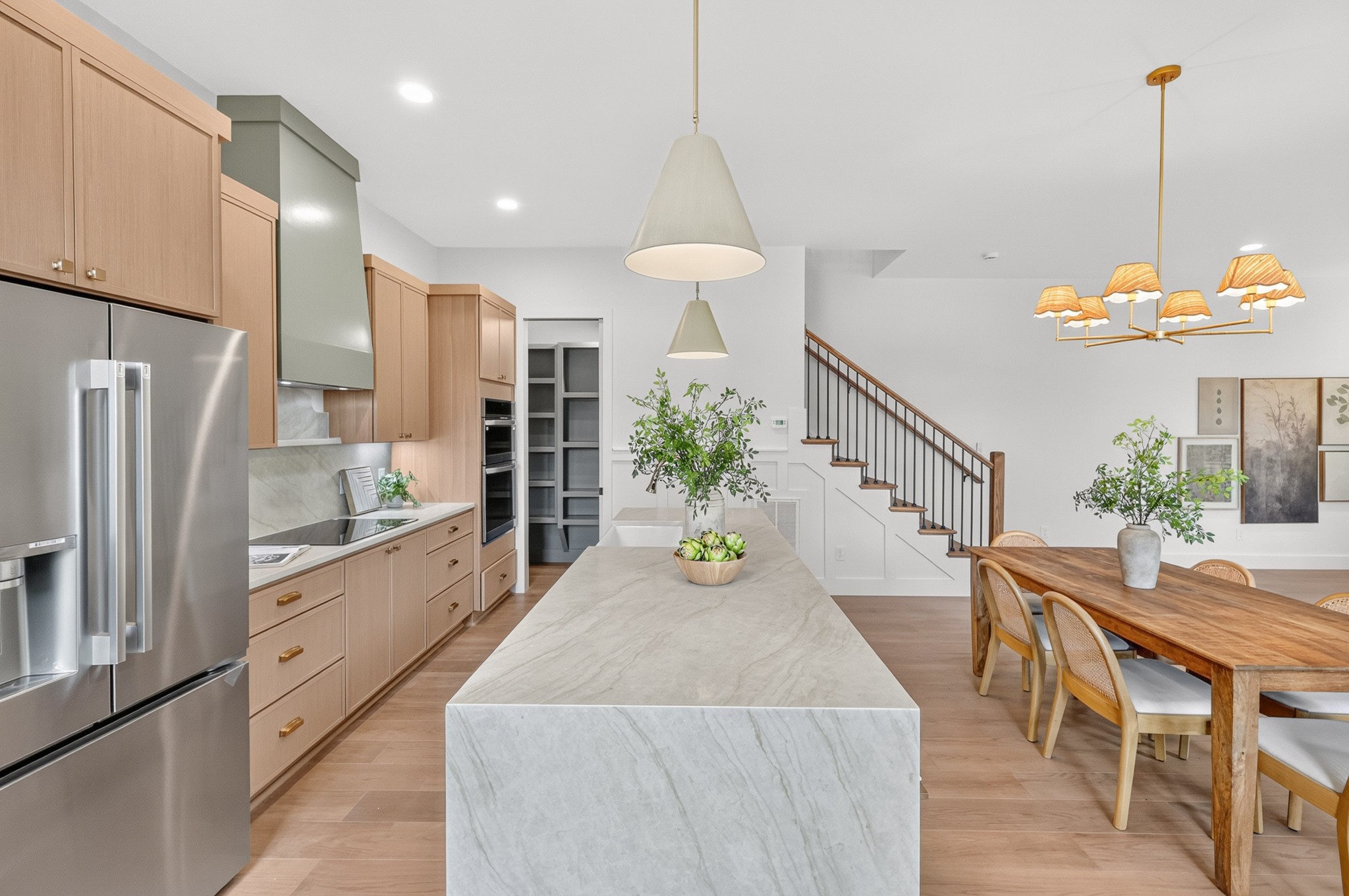 60B Creighton Ave Unit: B