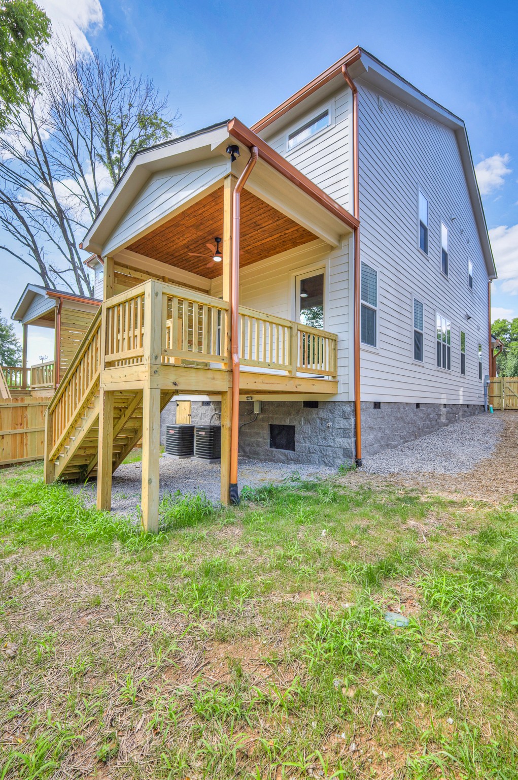 60B Creighton Ave Unit: B