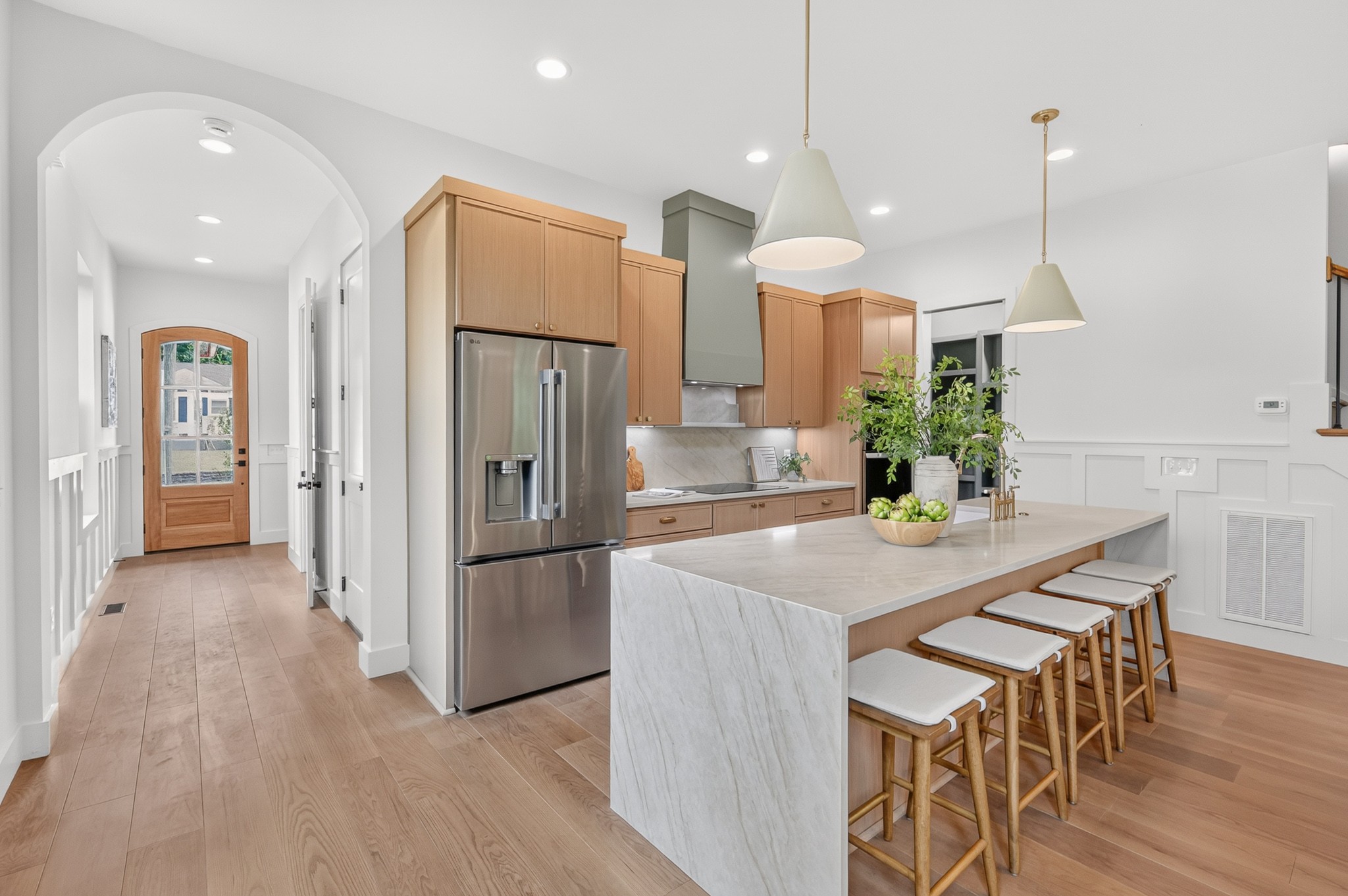 60B Creighton Ave Unit: B