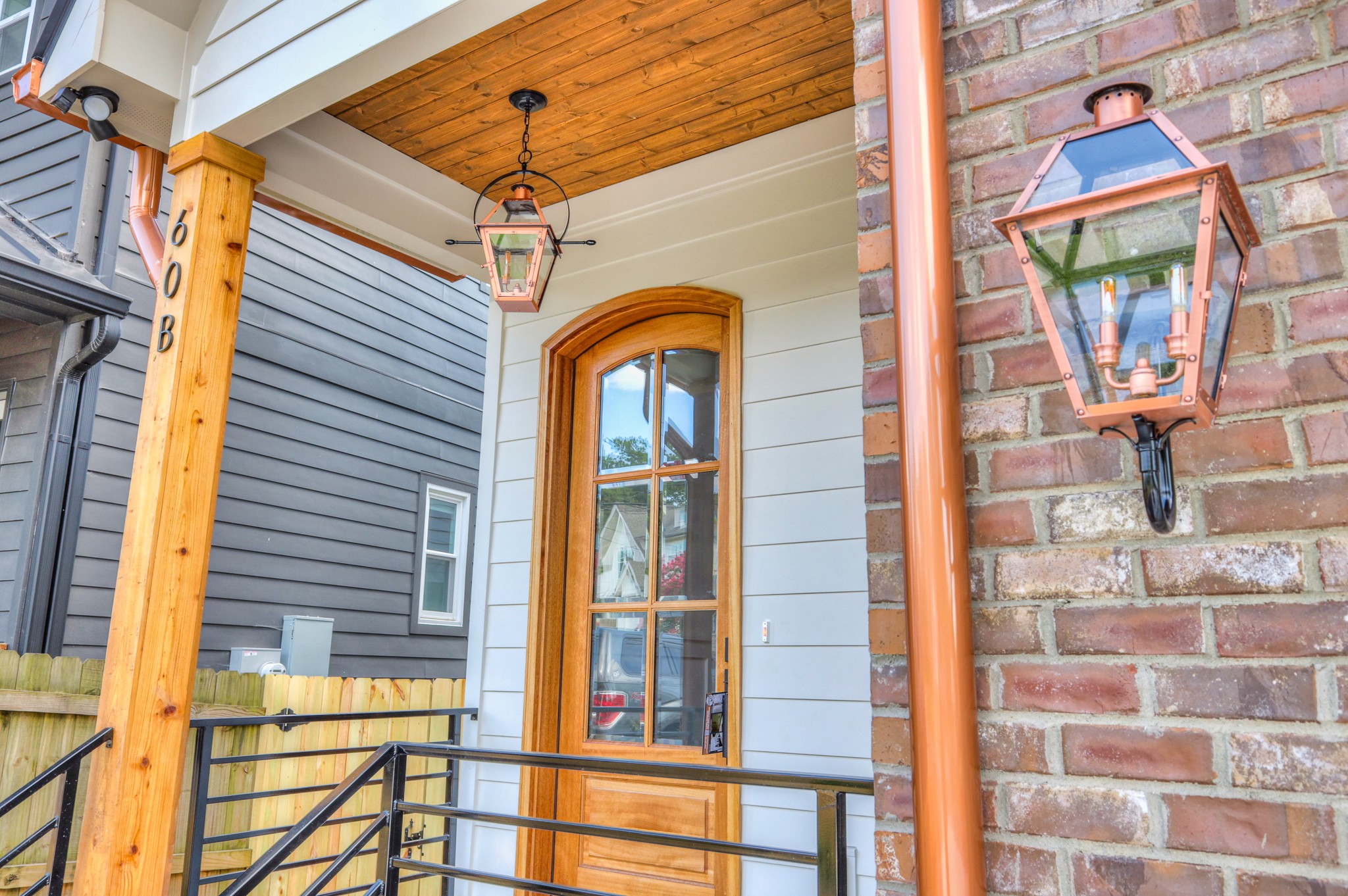 60B Creighton Ave Unit: B