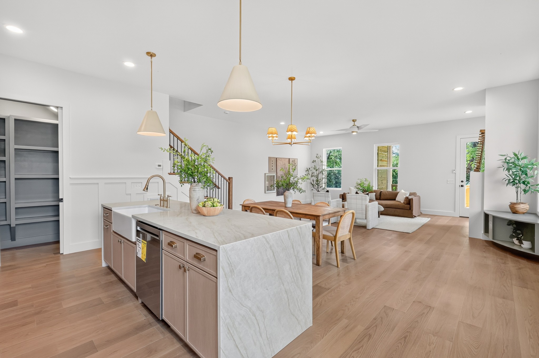 60B Creighton Ave Unit: B