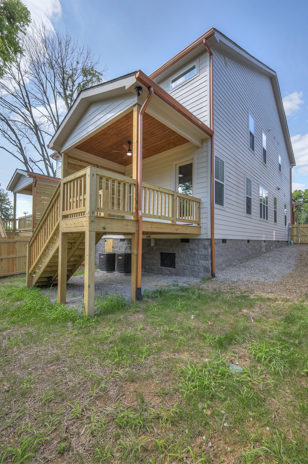 60B Creighton Ave Unit: B
