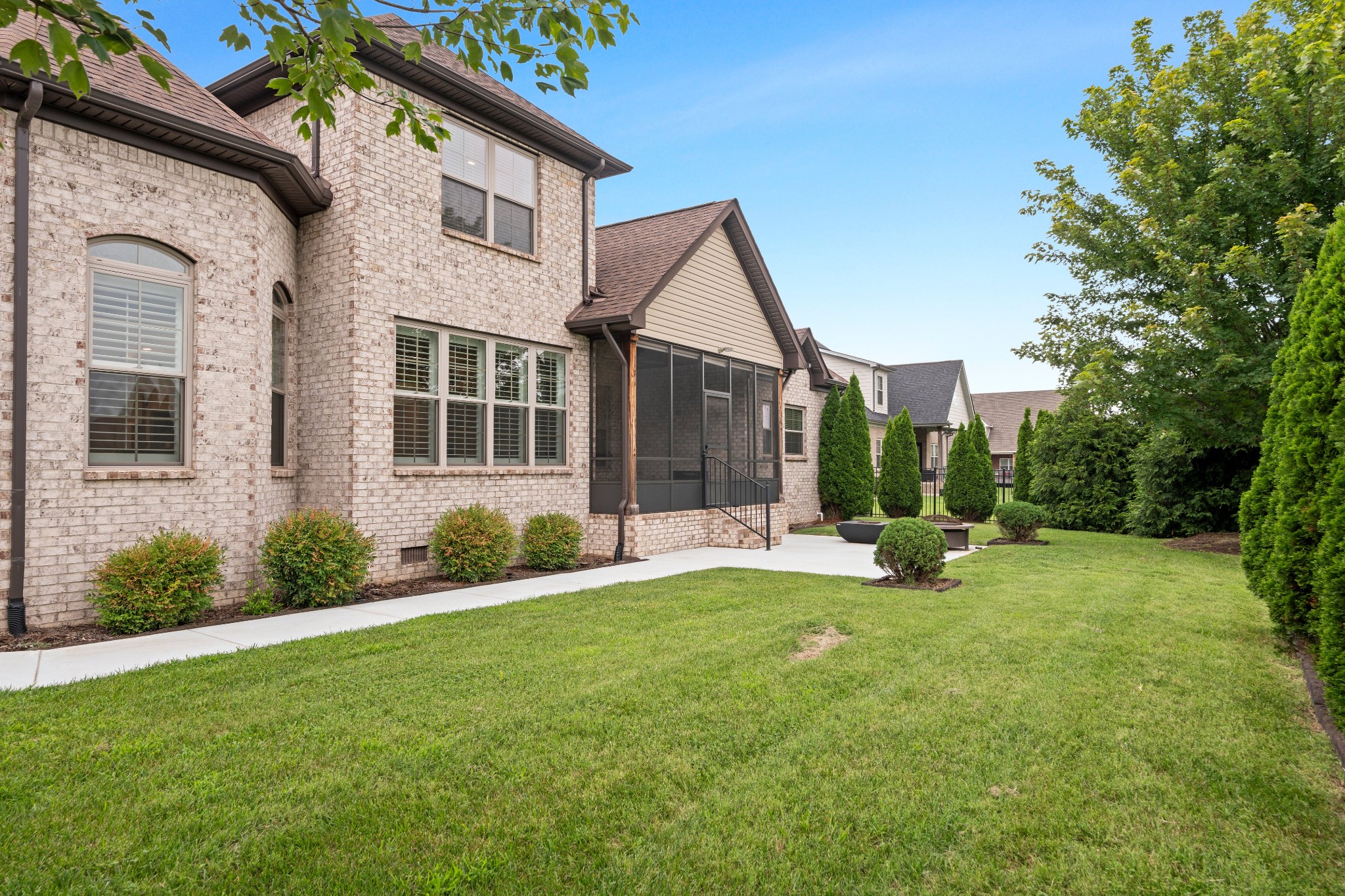 2915 Beaulah Dr