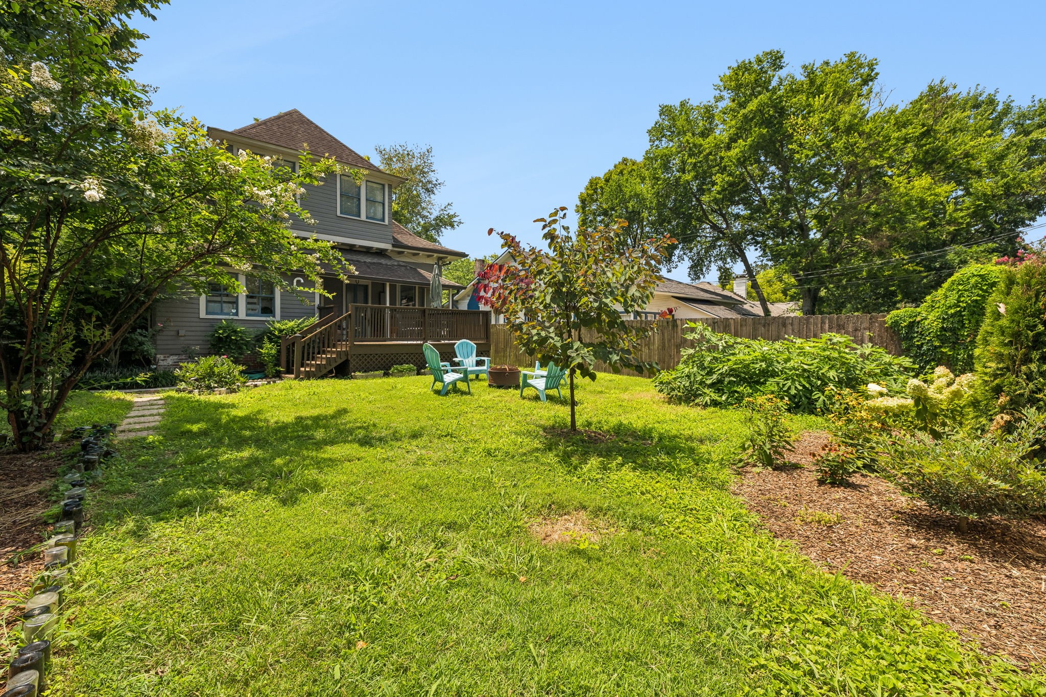 1307 Eastland Ave