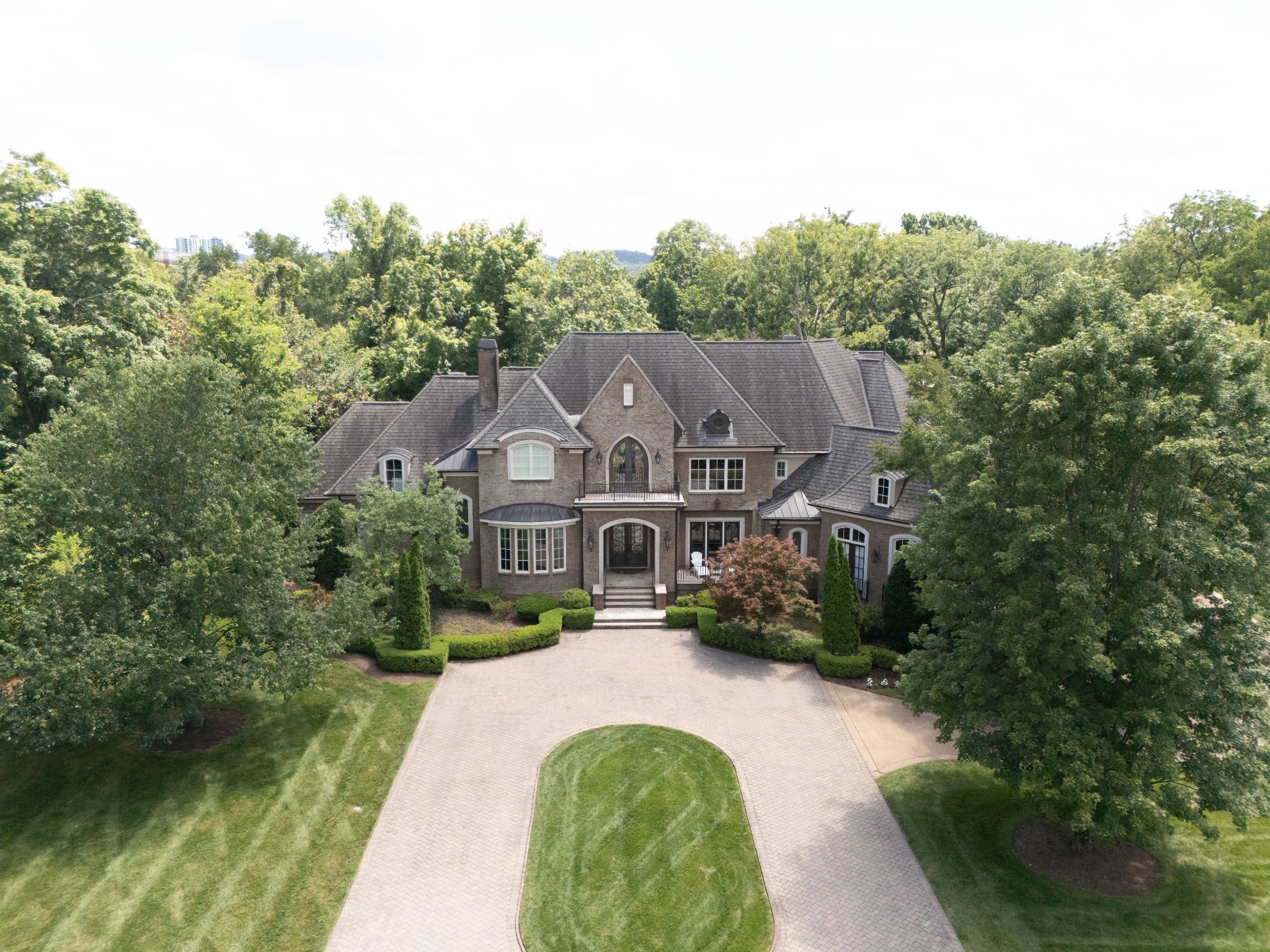 2323 Woodmont Blvd