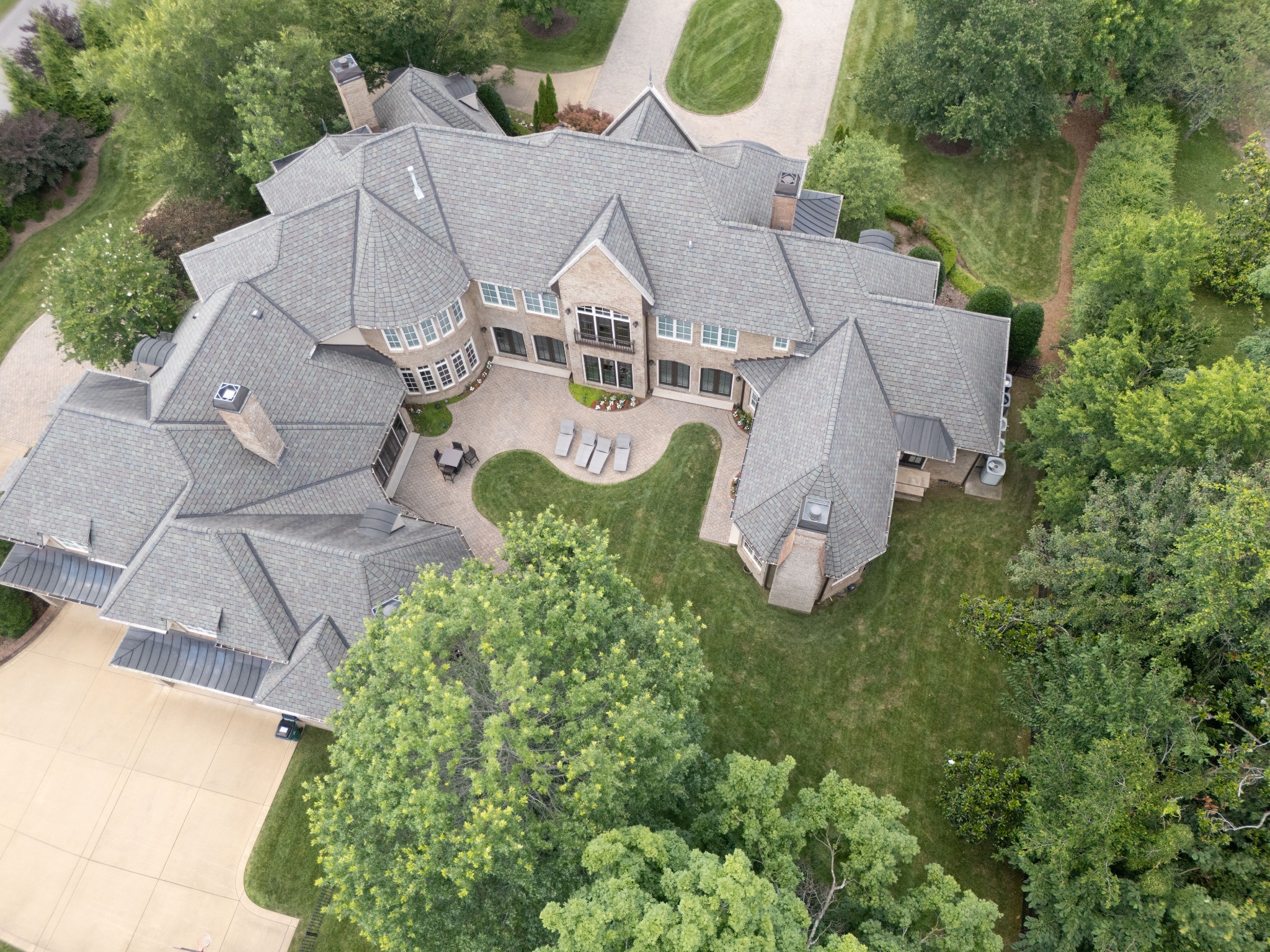 2323 Woodmont Blvd