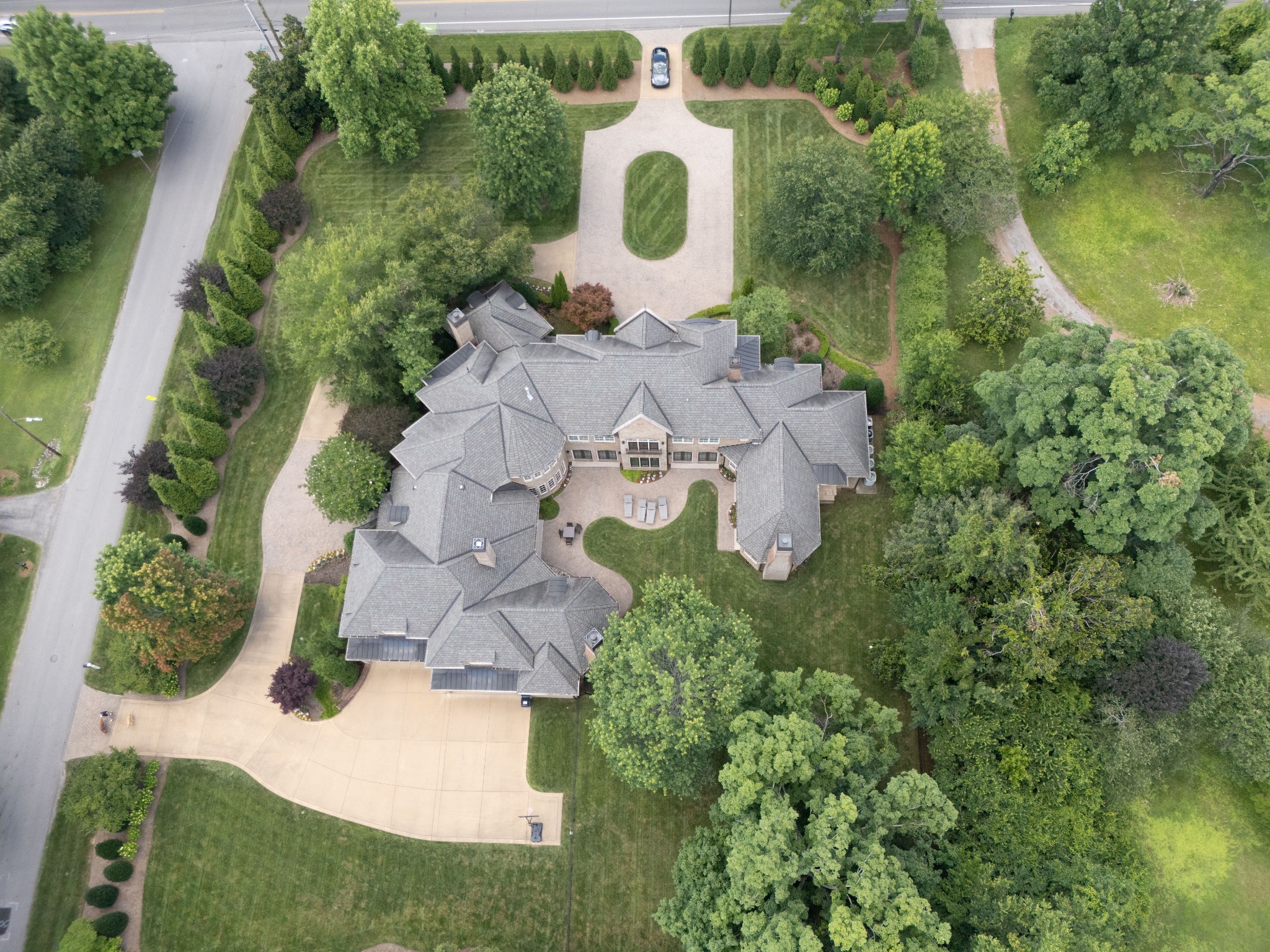 2323 Woodmont Blvd