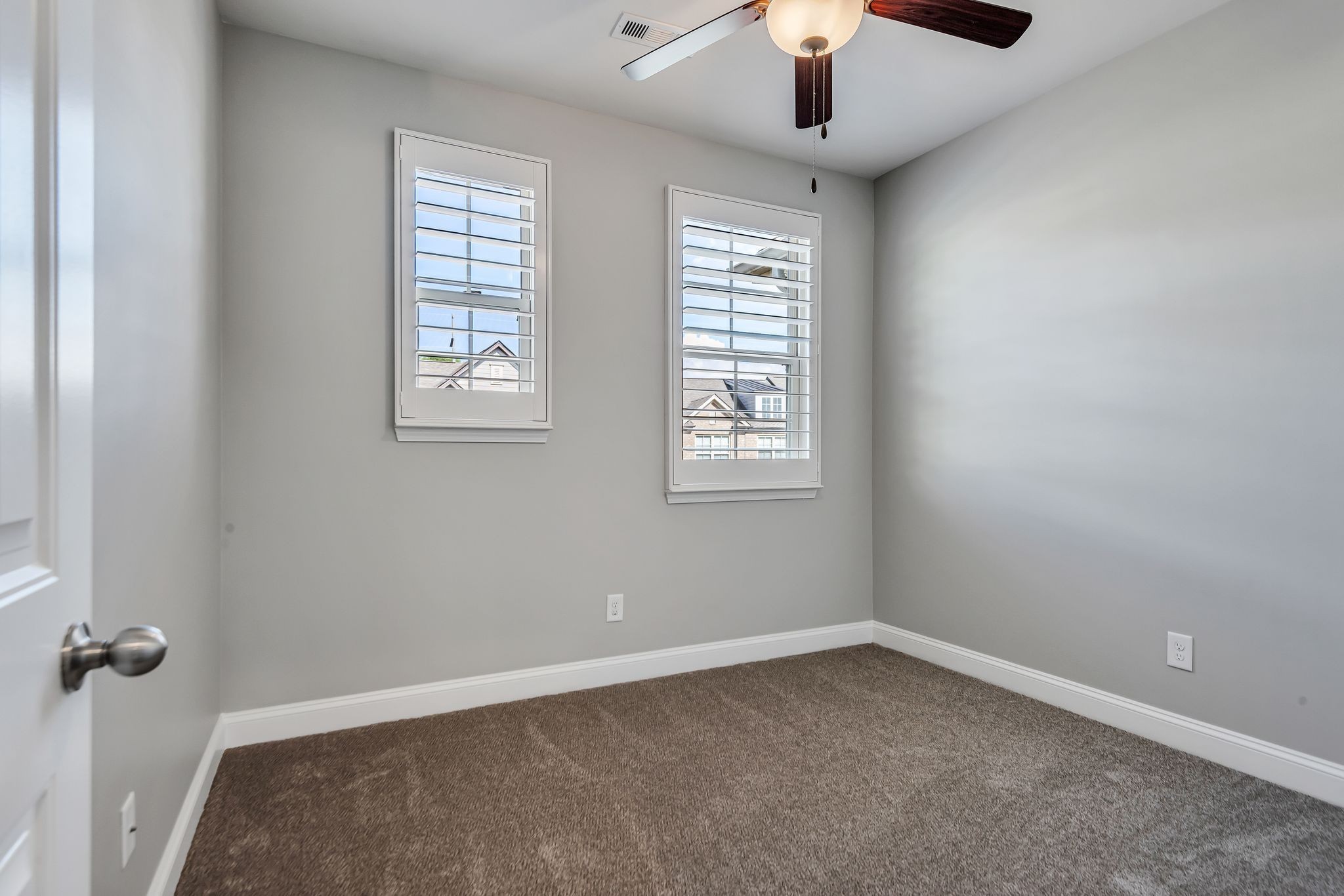 1477 Channing Dr