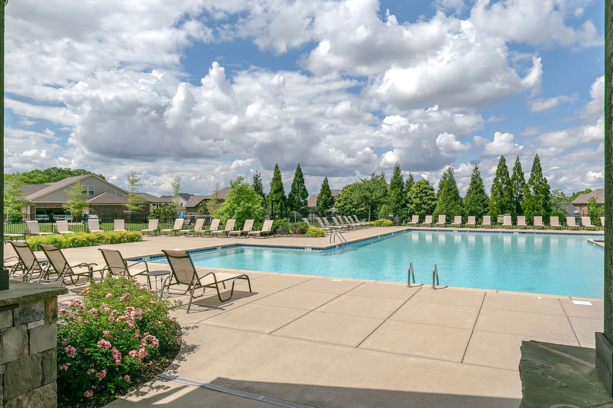 1477 Channing Dr