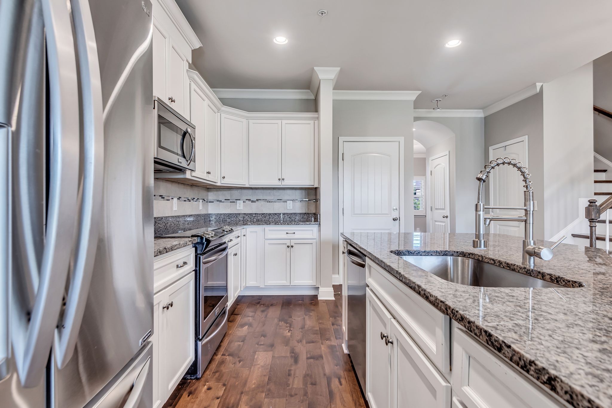 1477 Channing Dr