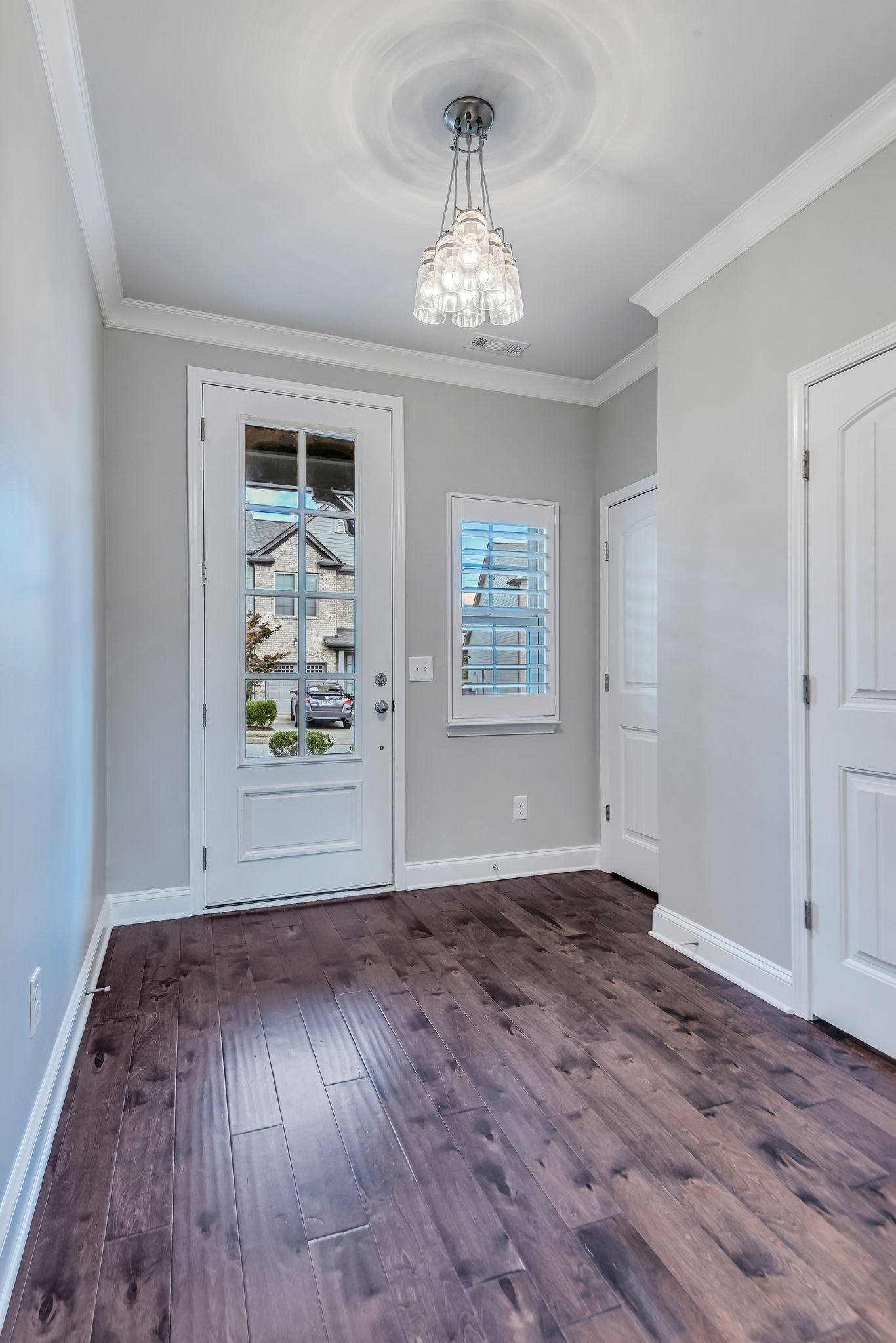1477 Channing Dr