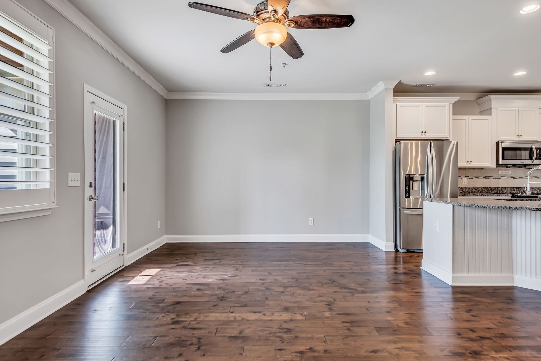 1477 Channing Dr