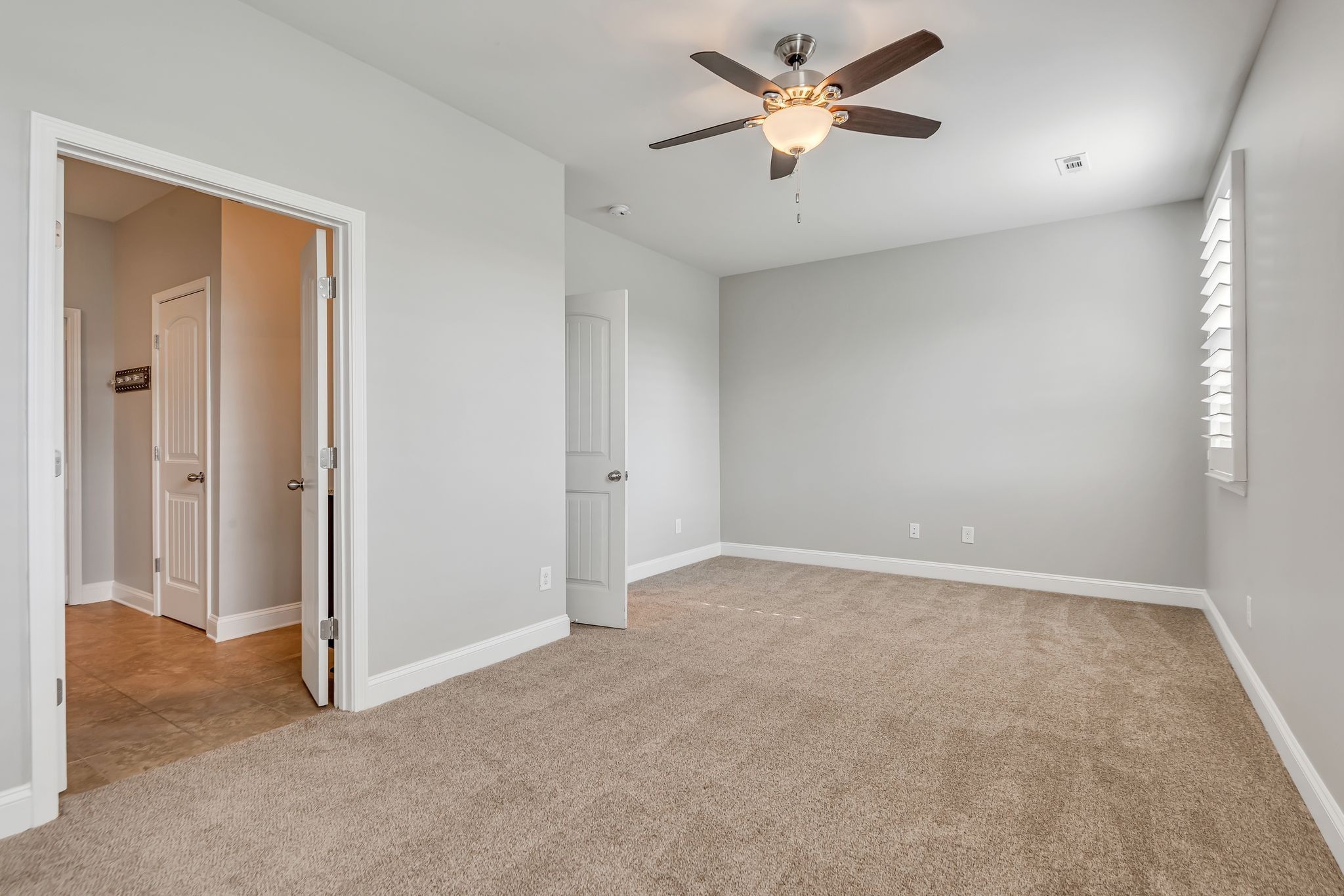 1477 Channing Dr