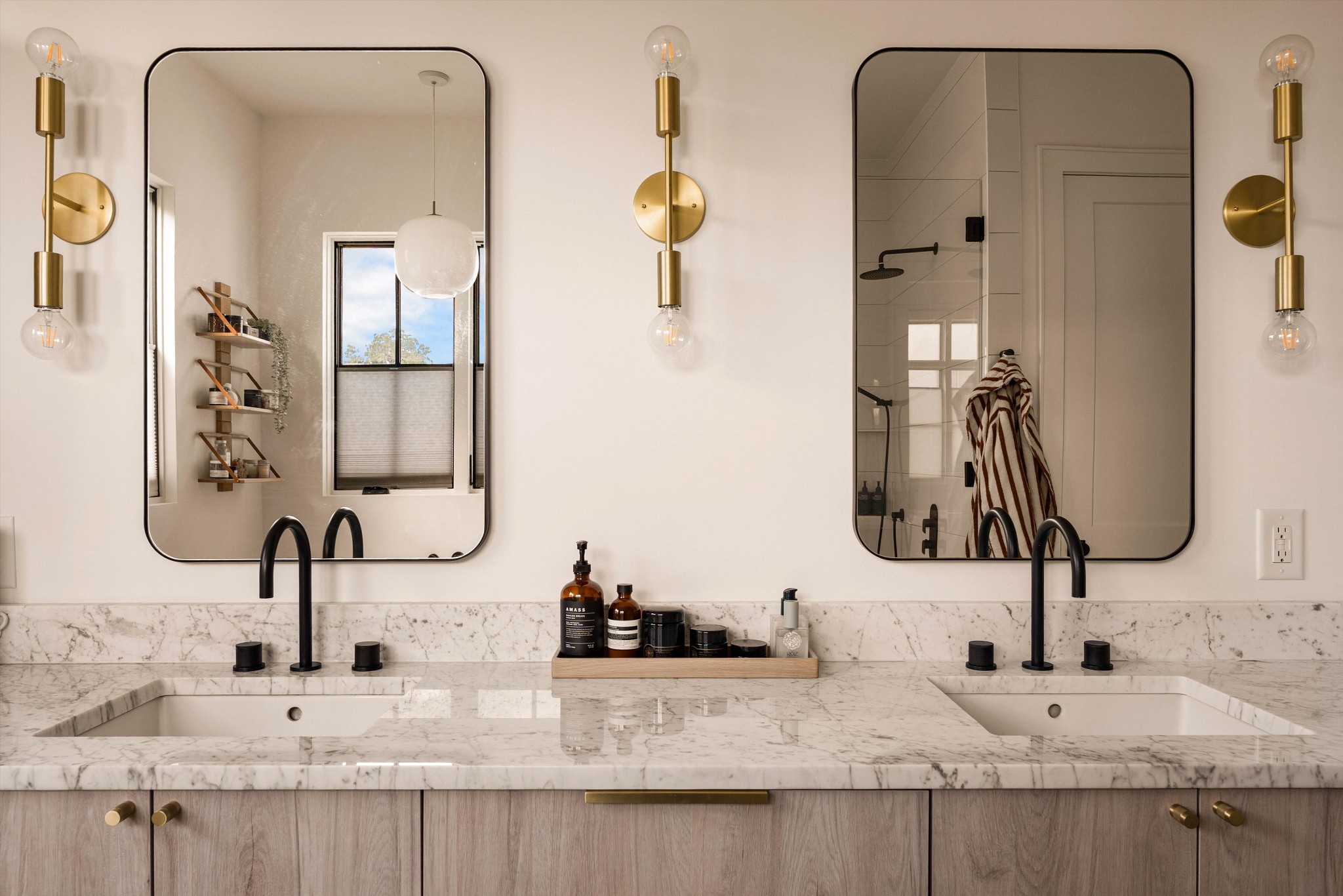 1207 Sweetbriar Avenue Unit: A & B