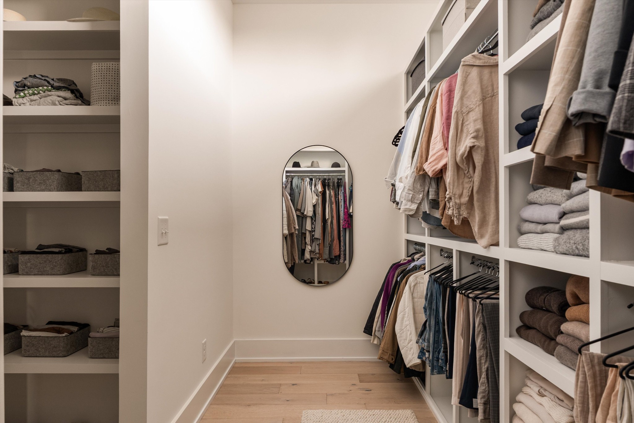 1207 Sweetbriar Avenue Unit: A & B