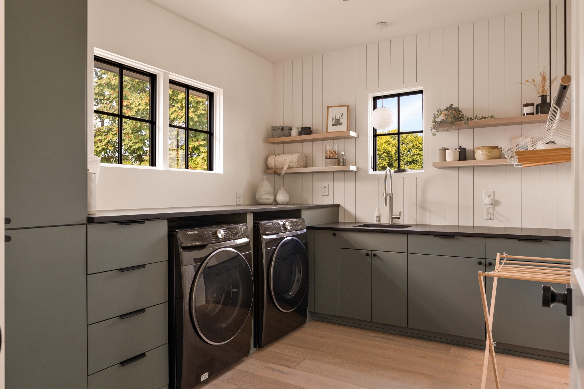 1207 Sweetbriar Avenue Unit: A & B