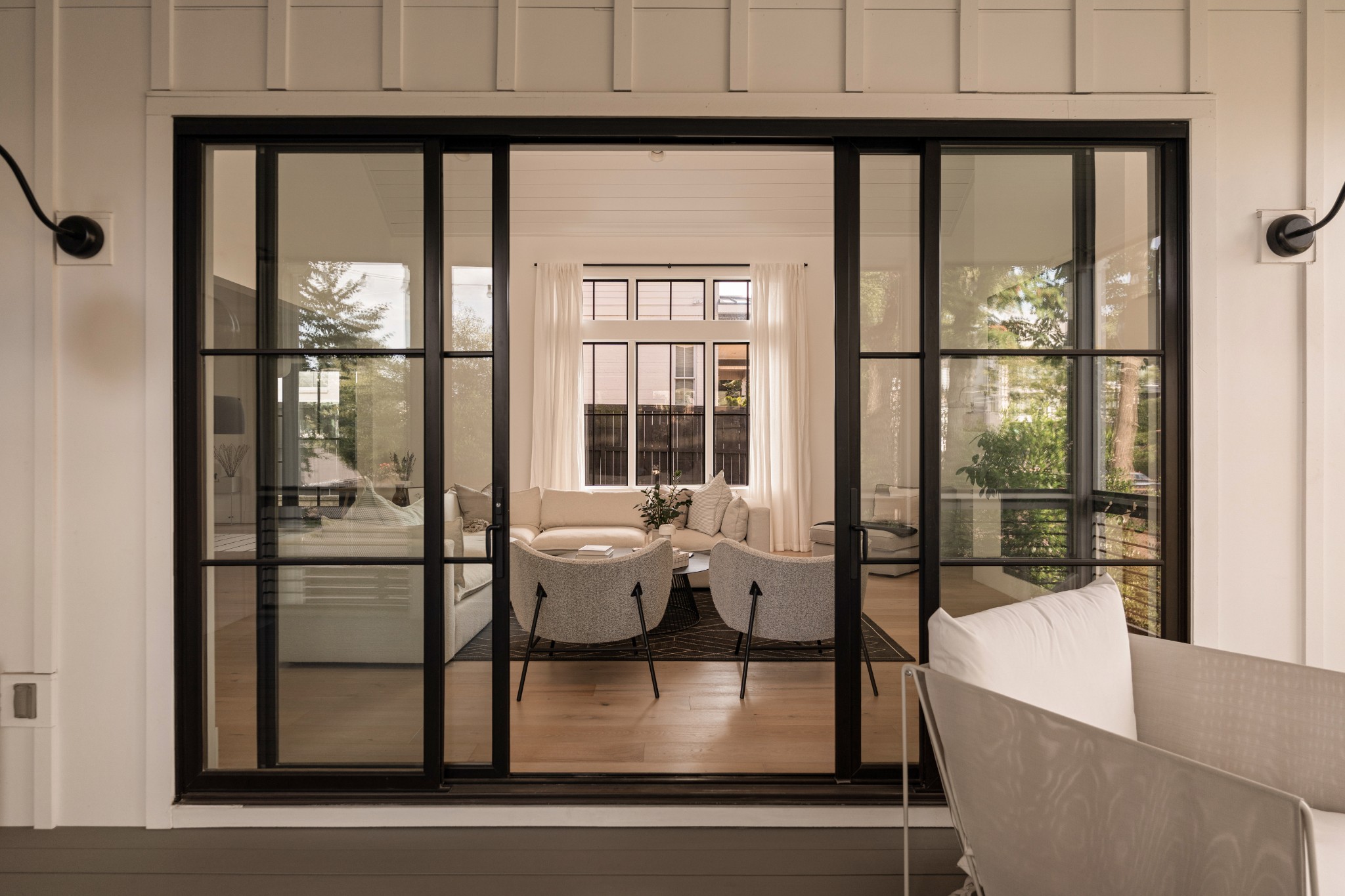 1207 Sweetbriar Avenue Unit: A & B