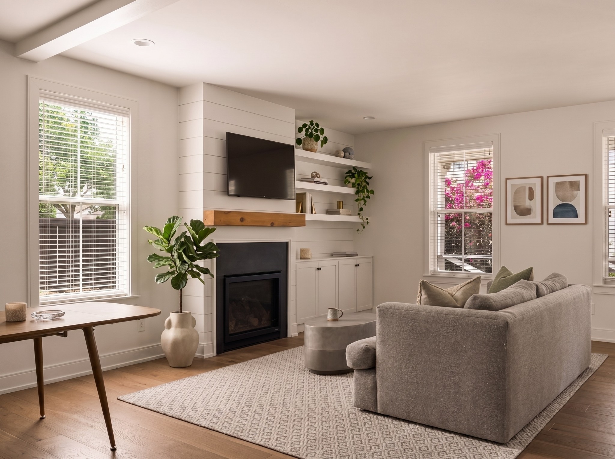 1207 Sweetbriar Avenue Unit: A & B