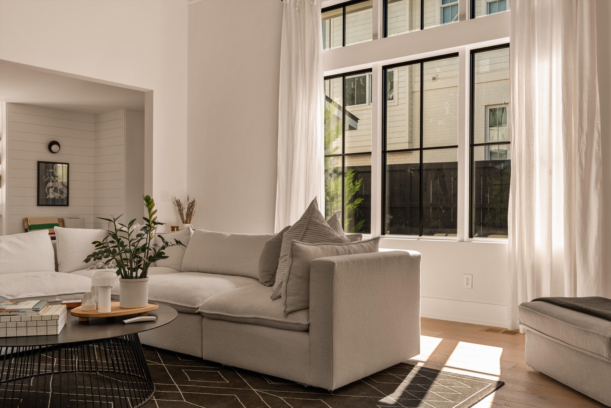 1207 Sweetbriar Avenue Unit: A & B