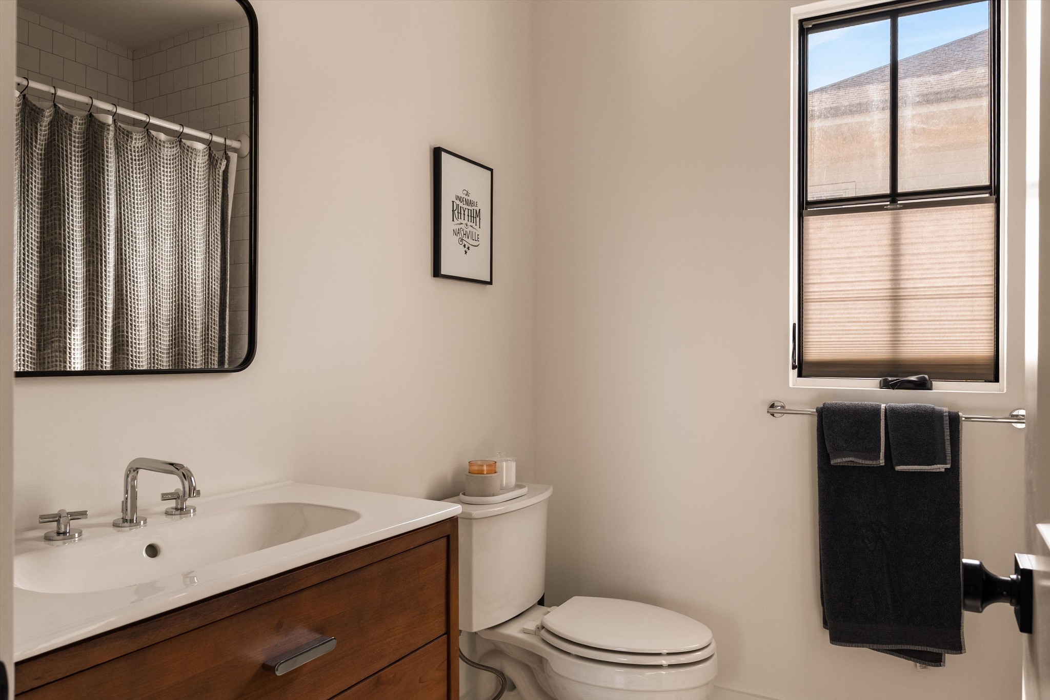 1207 Sweetbriar Avenue Unit: A & B