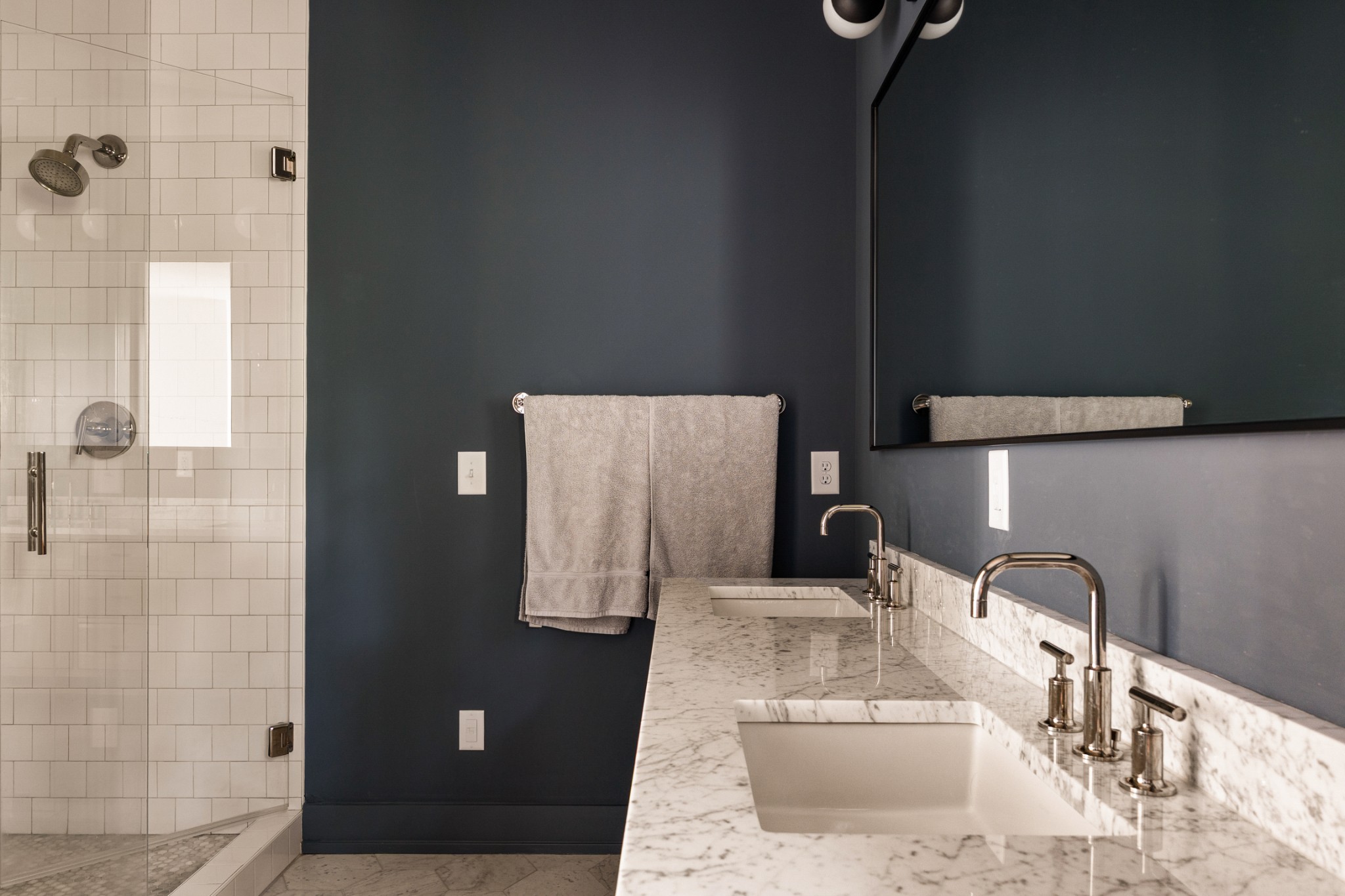 1207 Sweetbriar Avenue Unit: A & B