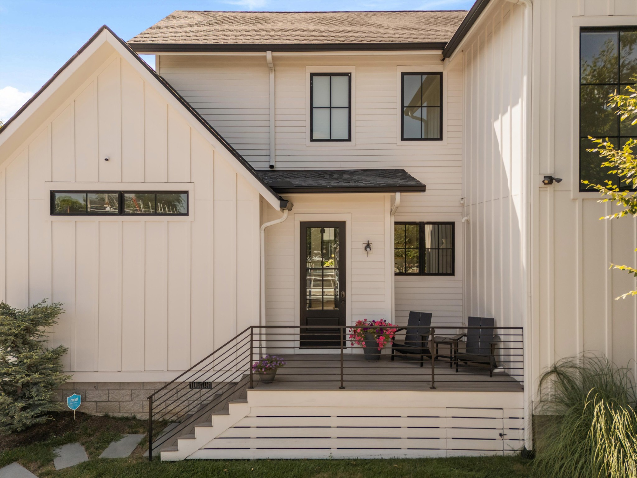 1207 Sweetbriar Avenue Unit: A & B