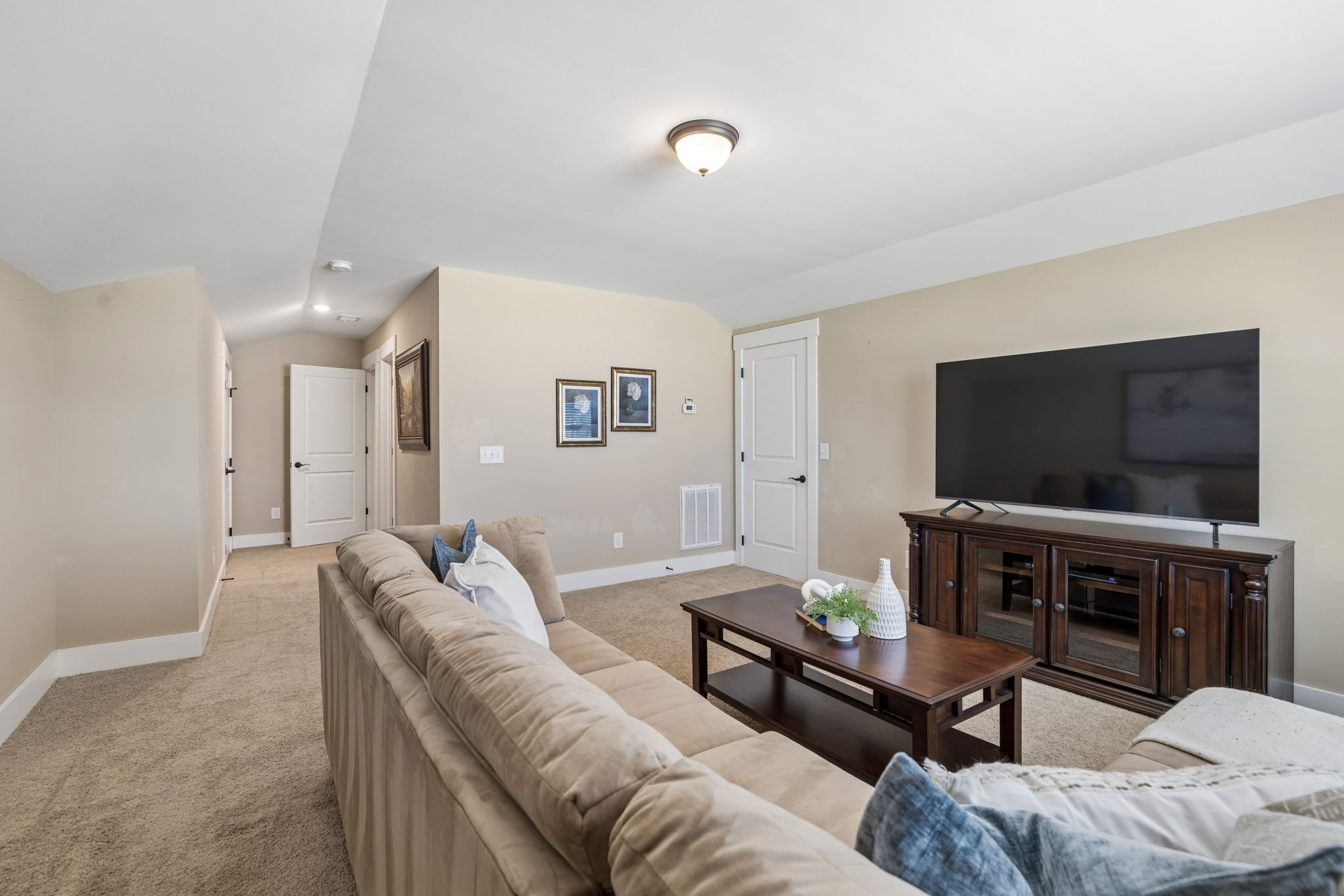3001 Gracious Dr