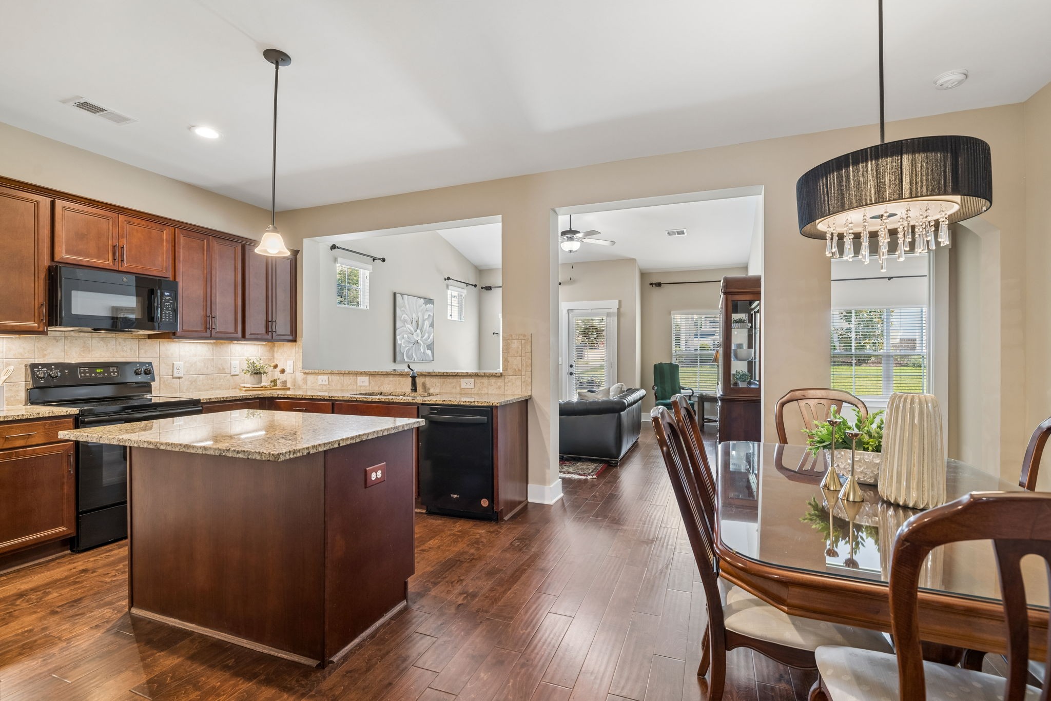 3001 Gracious Dr