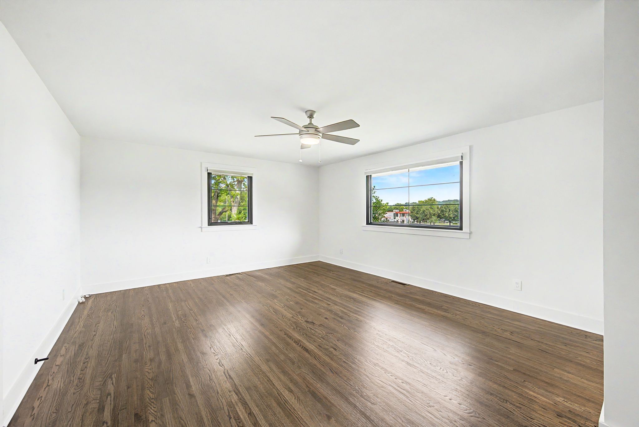 1205 Saint Marys Ln