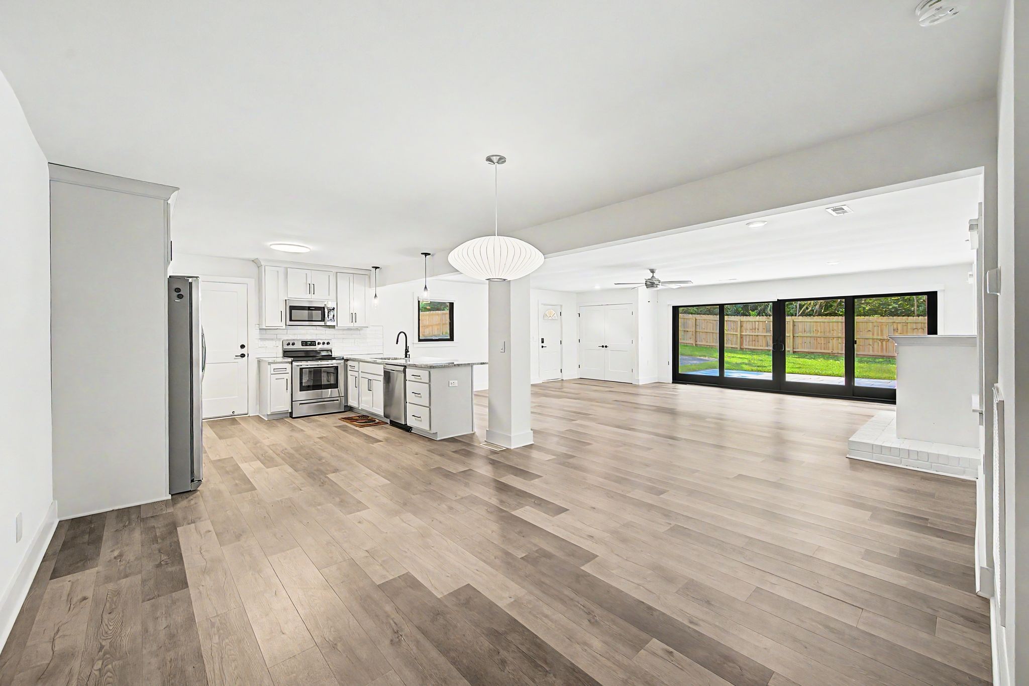 1205 Saint Marys Ln