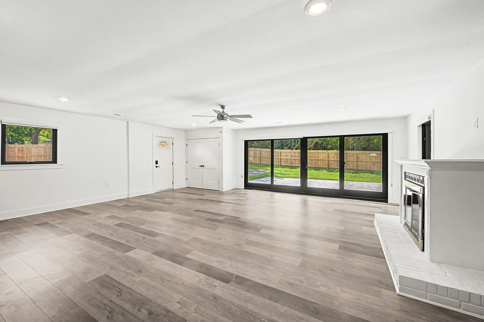 1205 Saint Marys Ln