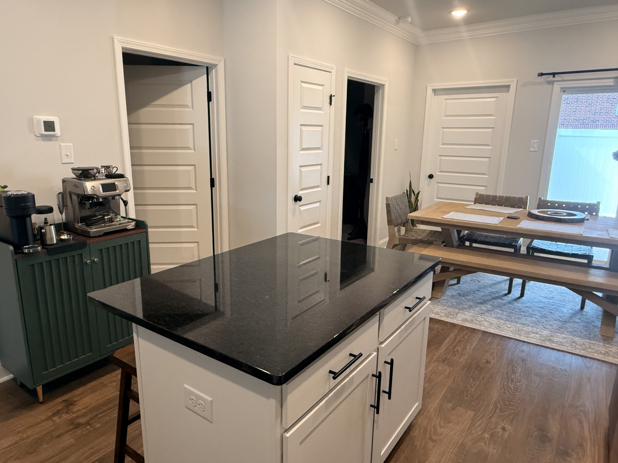 611 Rohan Dr