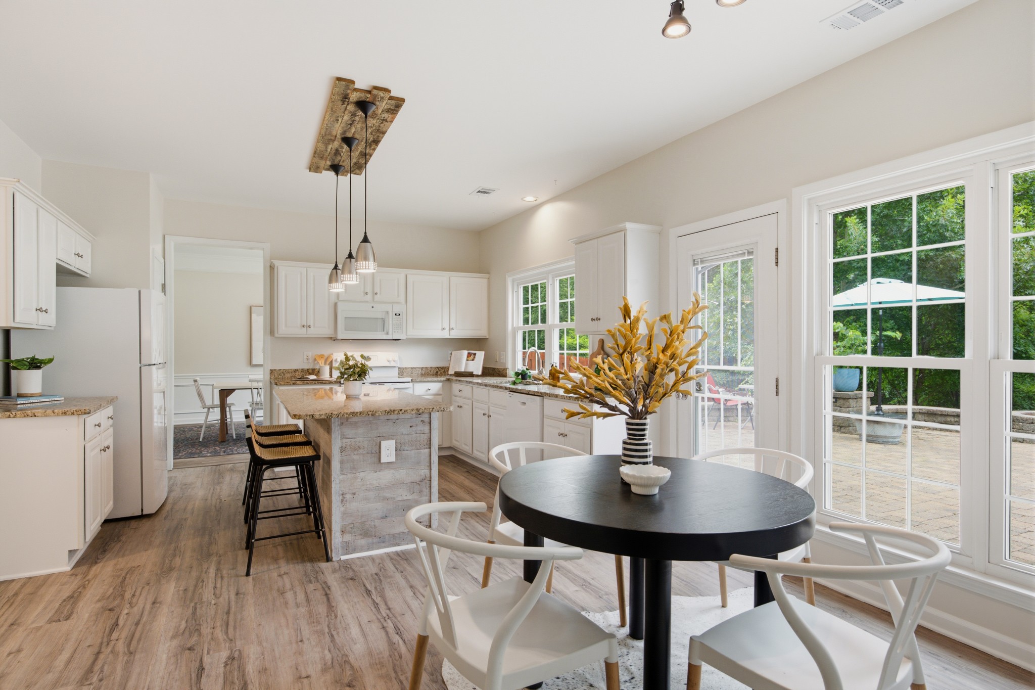 5516 Nevil Pt
