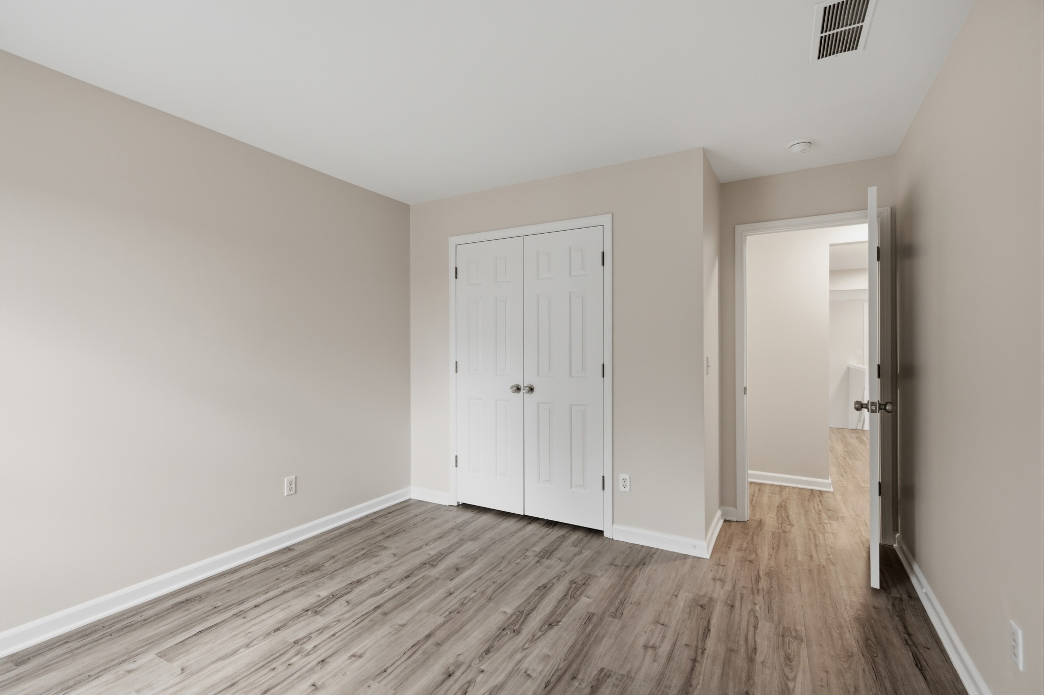 5516 Nevil Pt
