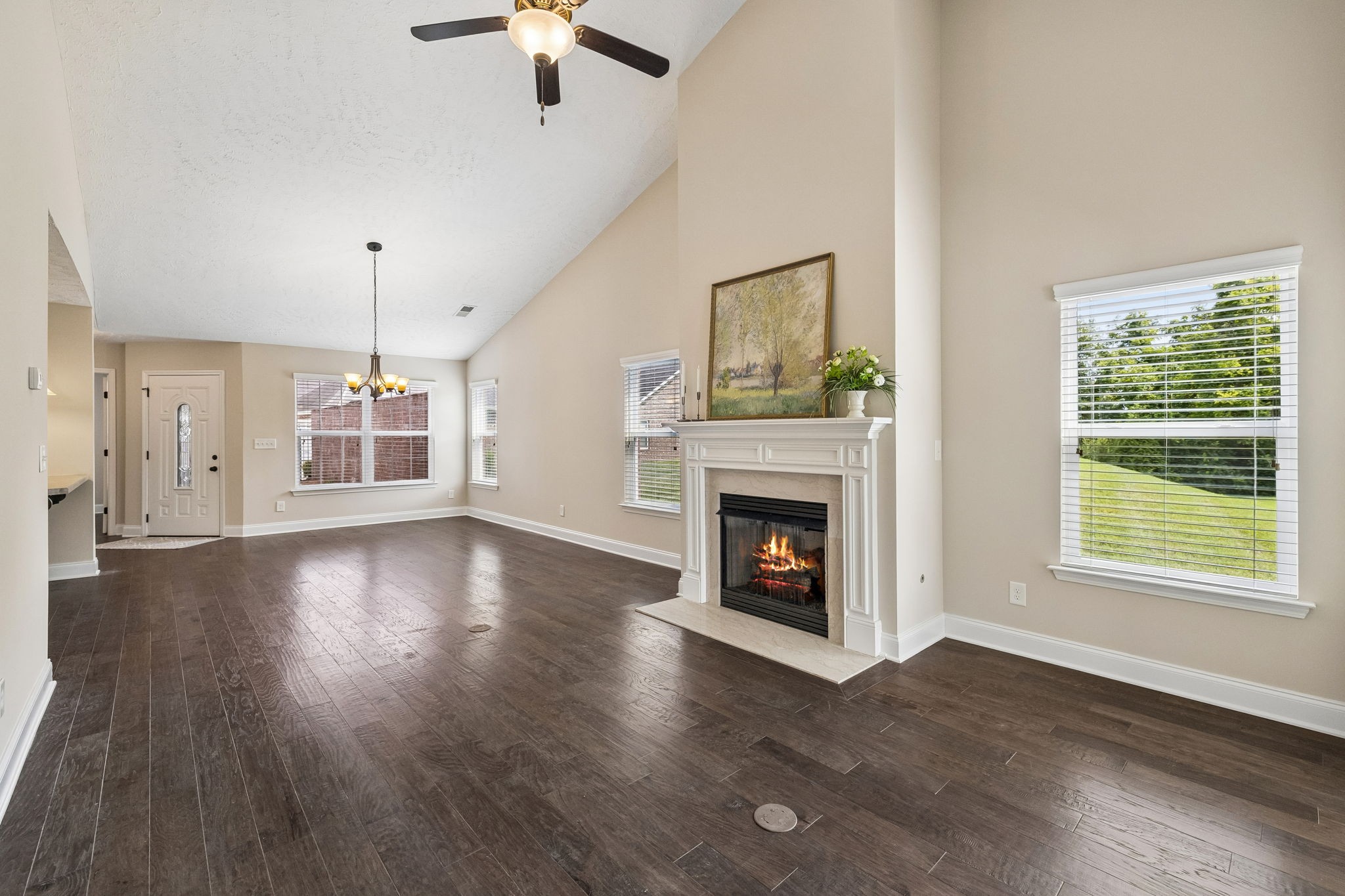 395 Devon Chase Hl Unit: 4201