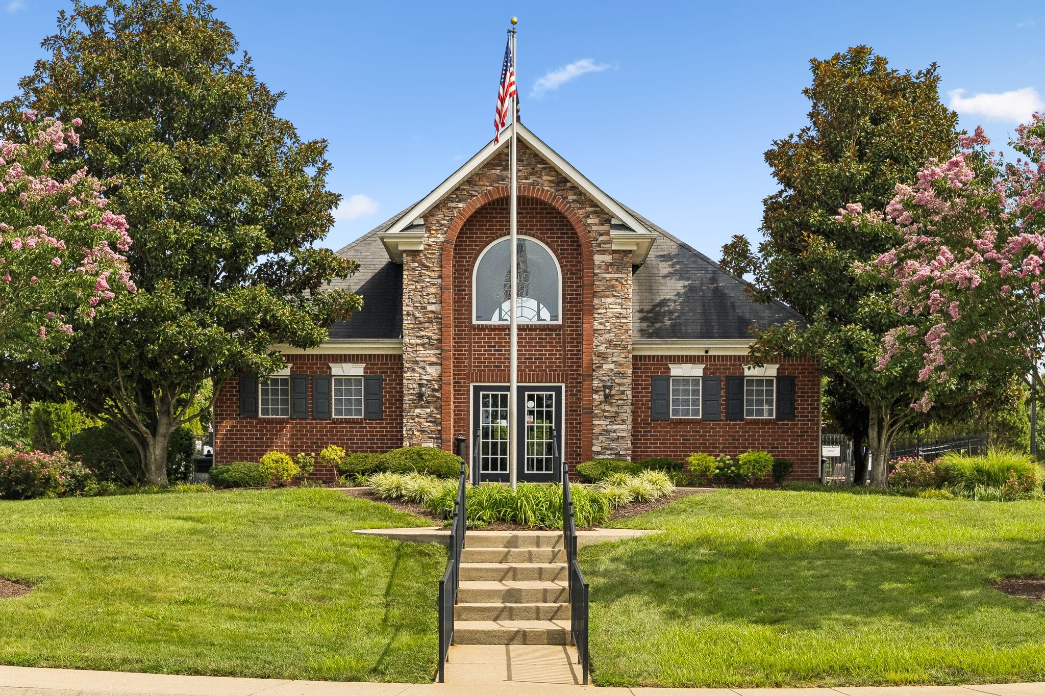 395 Devon Chase Hl Unit: 4201