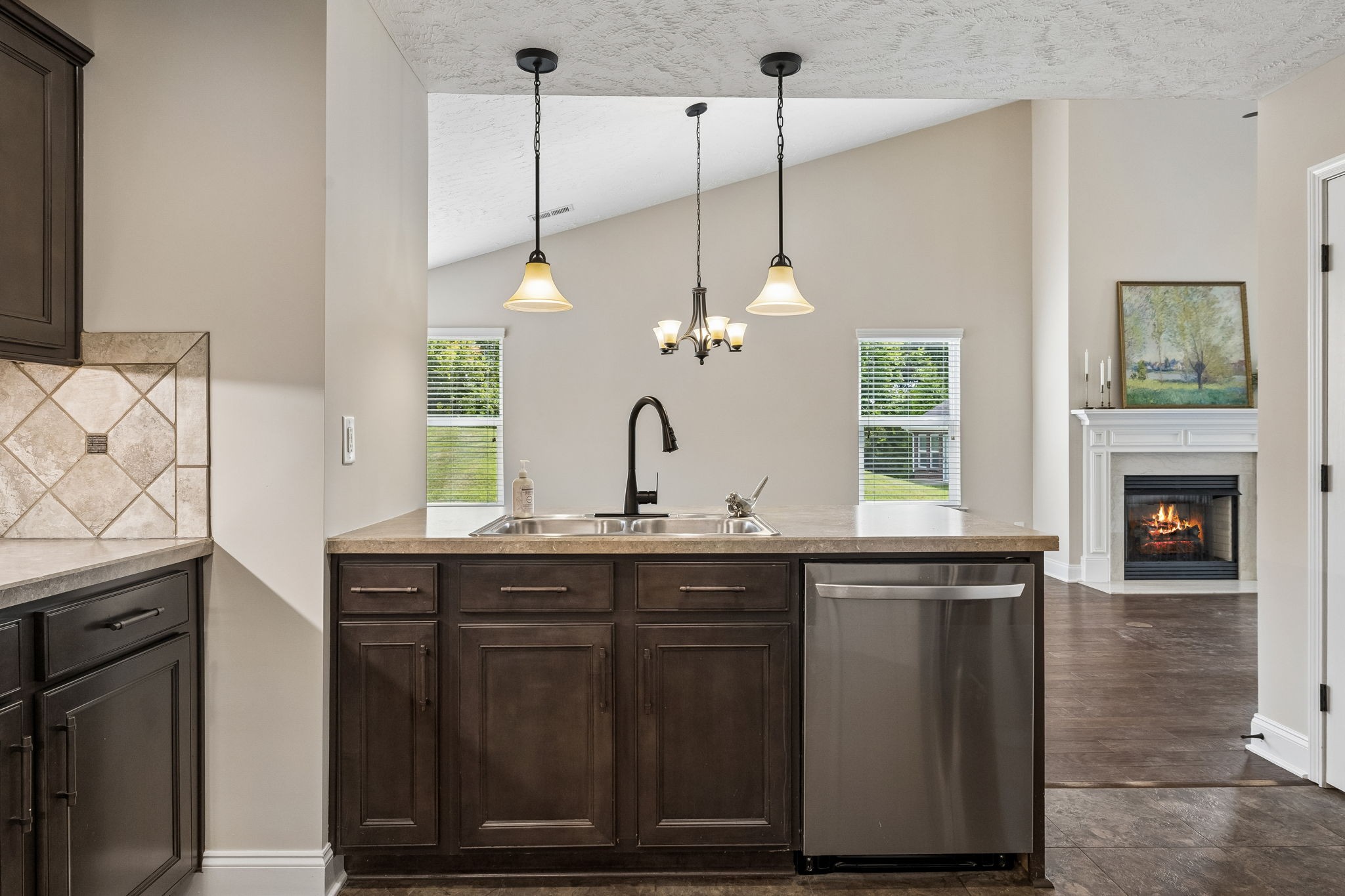 395 Devon Chase Hl Unit: 4201