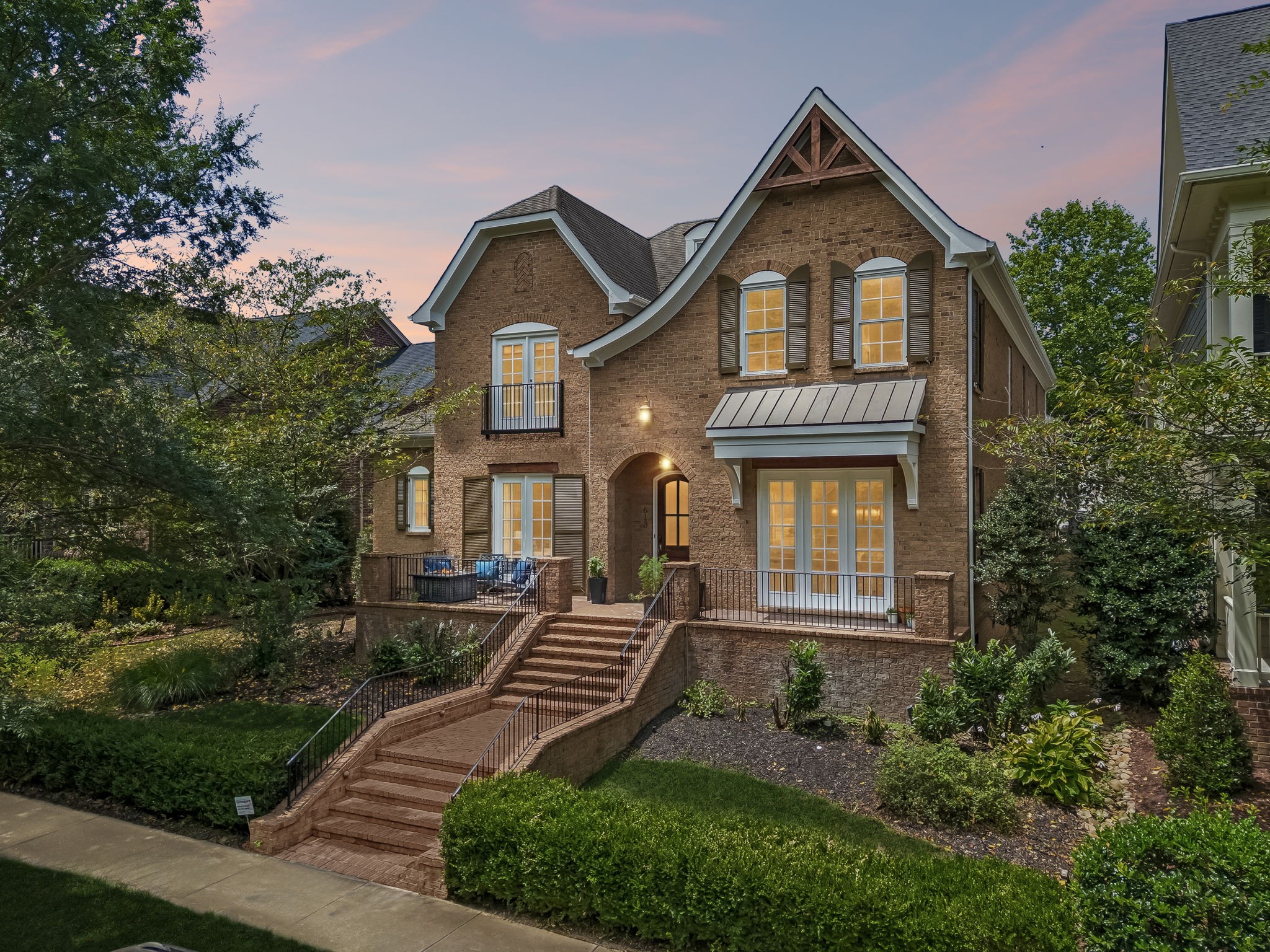 613 Stonewater Blvd