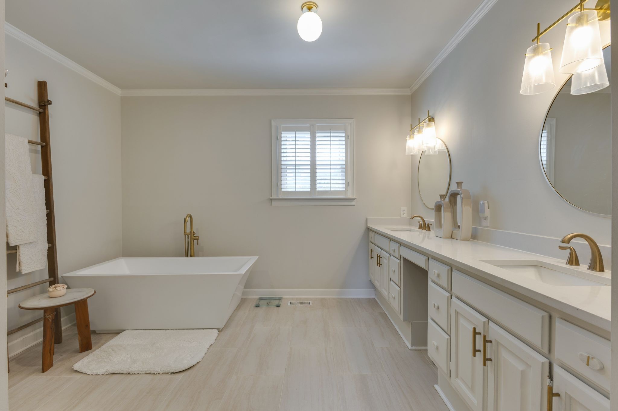 1309 Arrowhead Dr