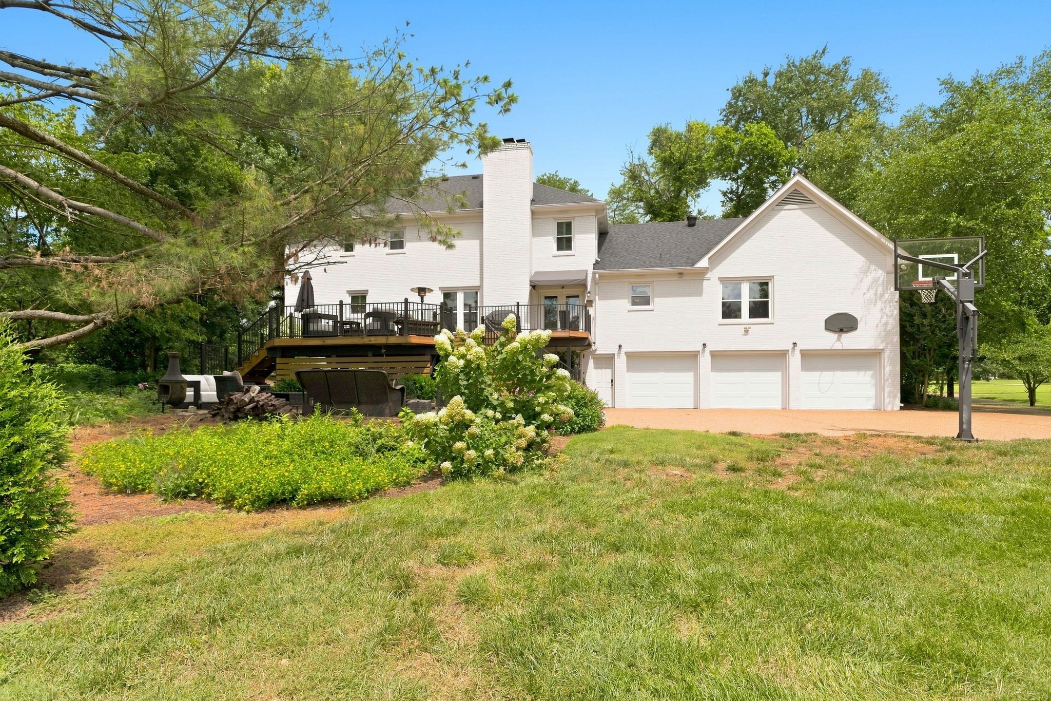 1309 Arrowhead Dr