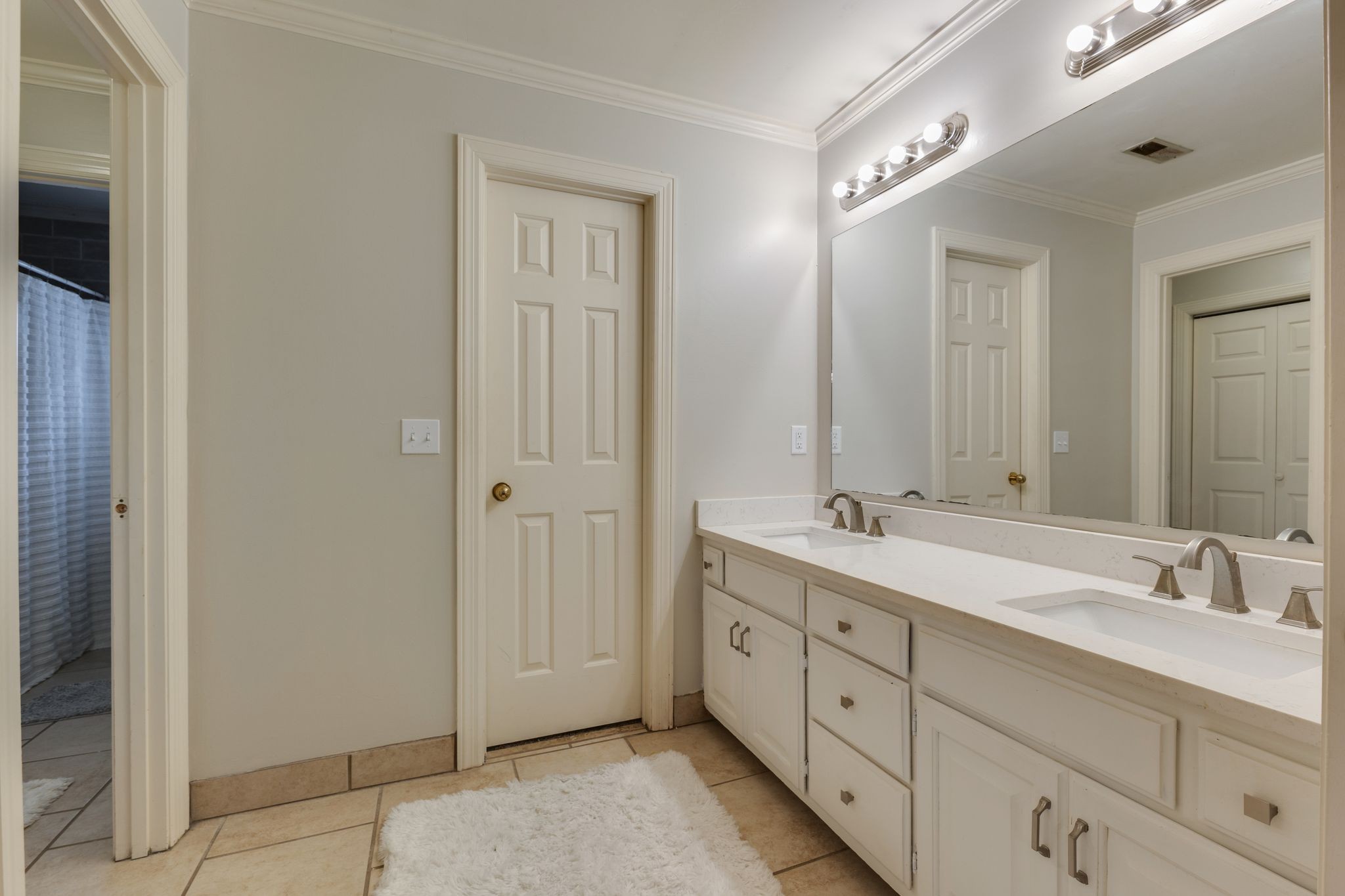 1309 Arrowhead Dr