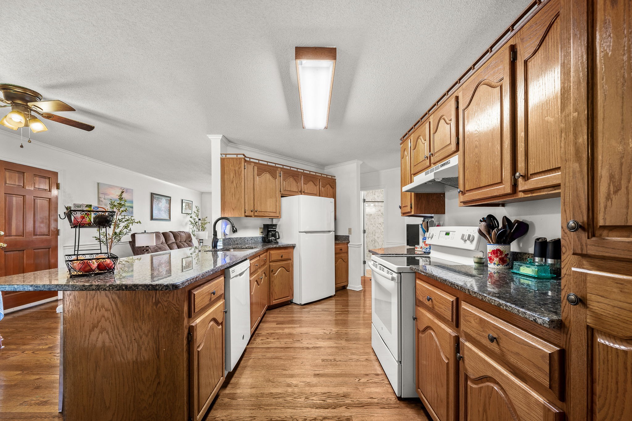 528 W Point Rd